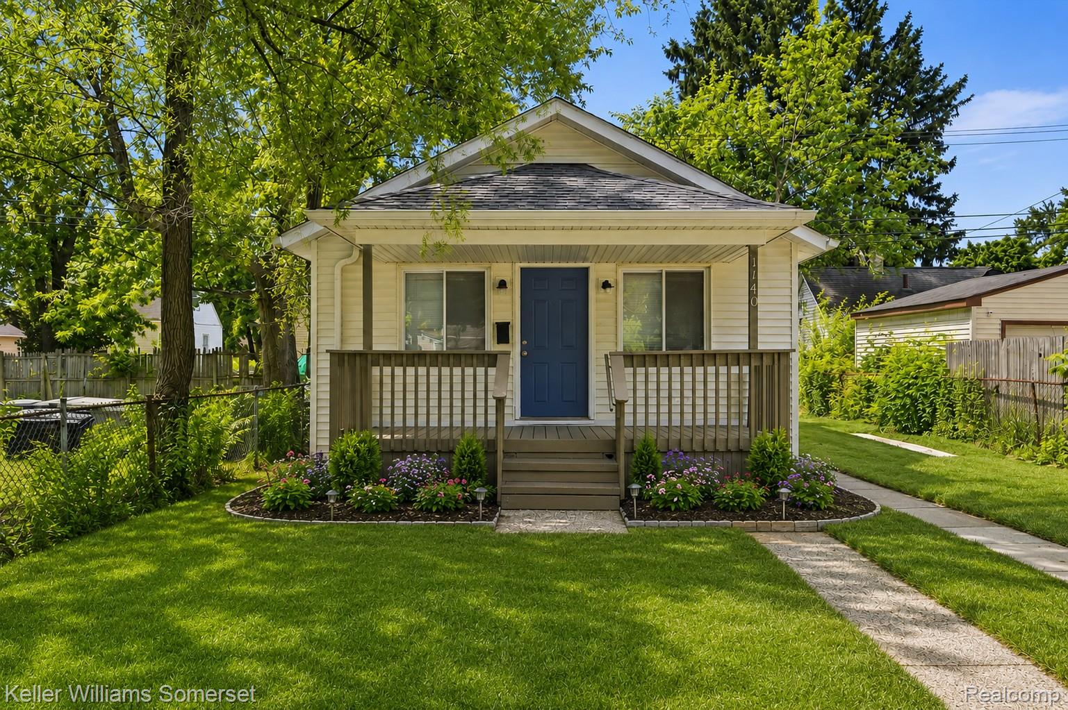 1140, Elza, Hazel Park, Michigan, 48030