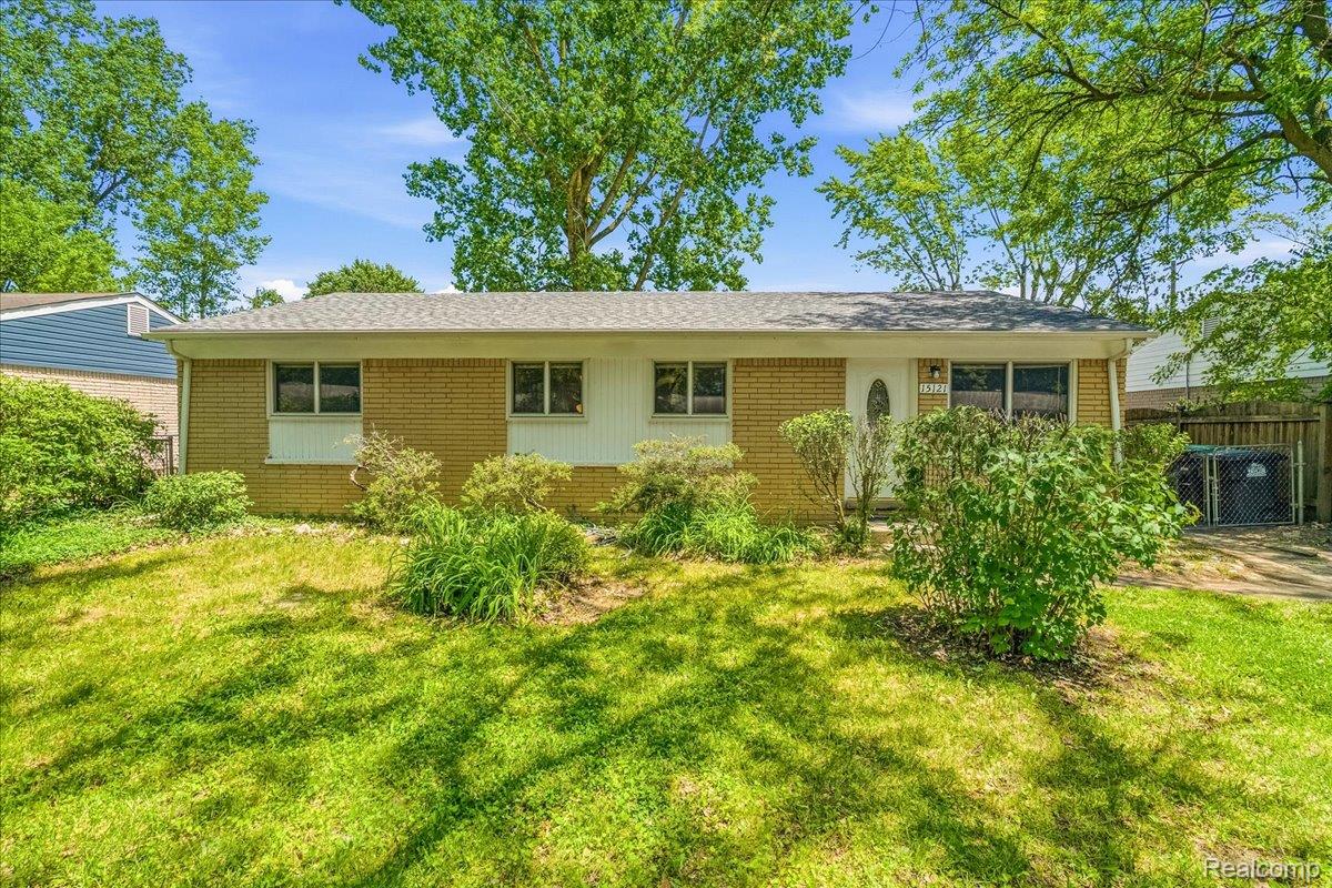 15121, Kerstyn, Taylor, Michigan, 48180