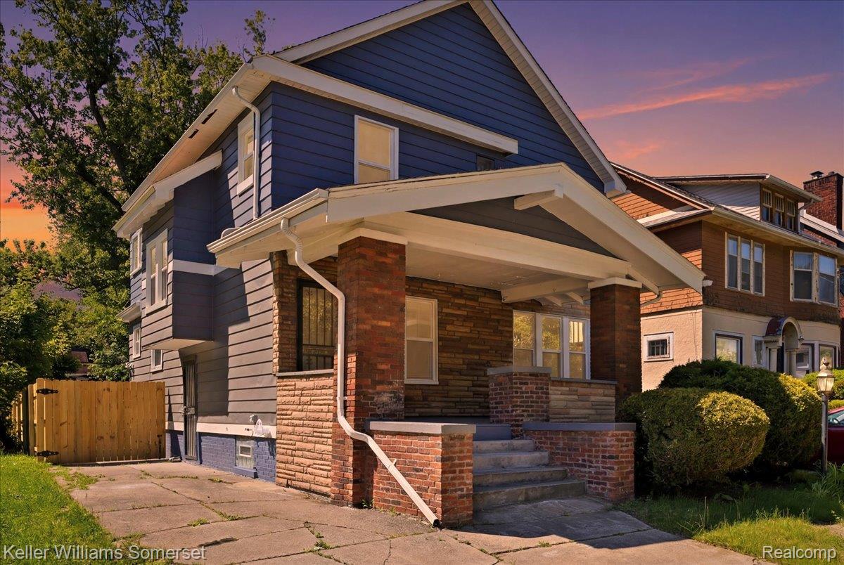 693, Calvert, Detroit, Michigan, 48202