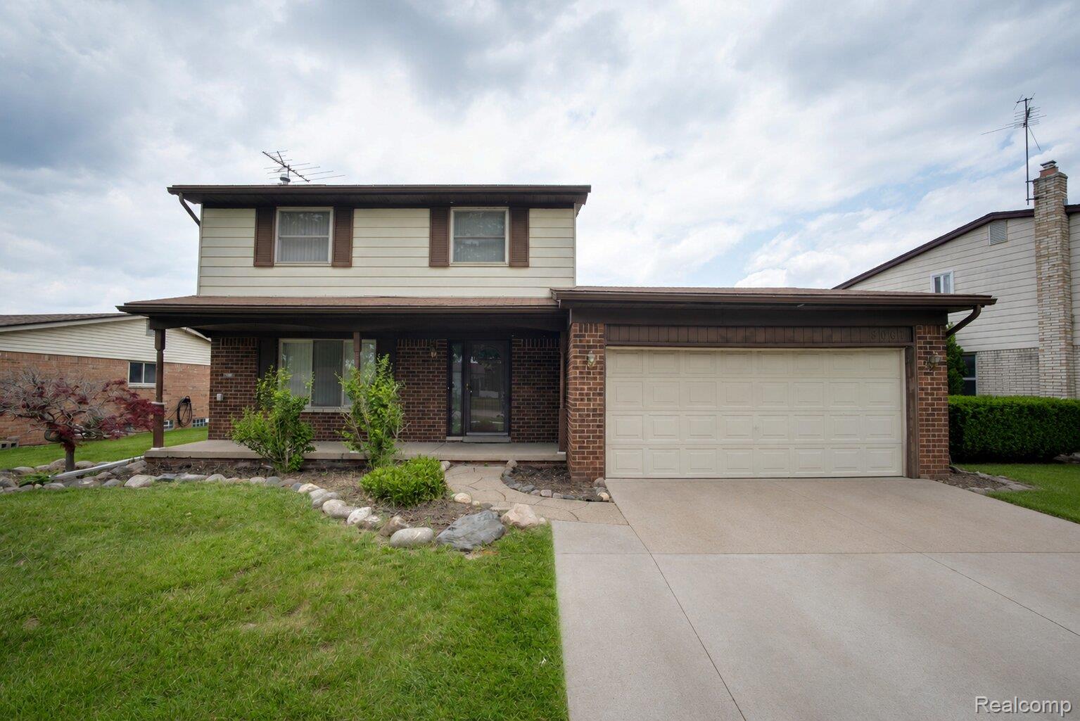 5061, Temple, Sterling Heights, Michigan, 48310