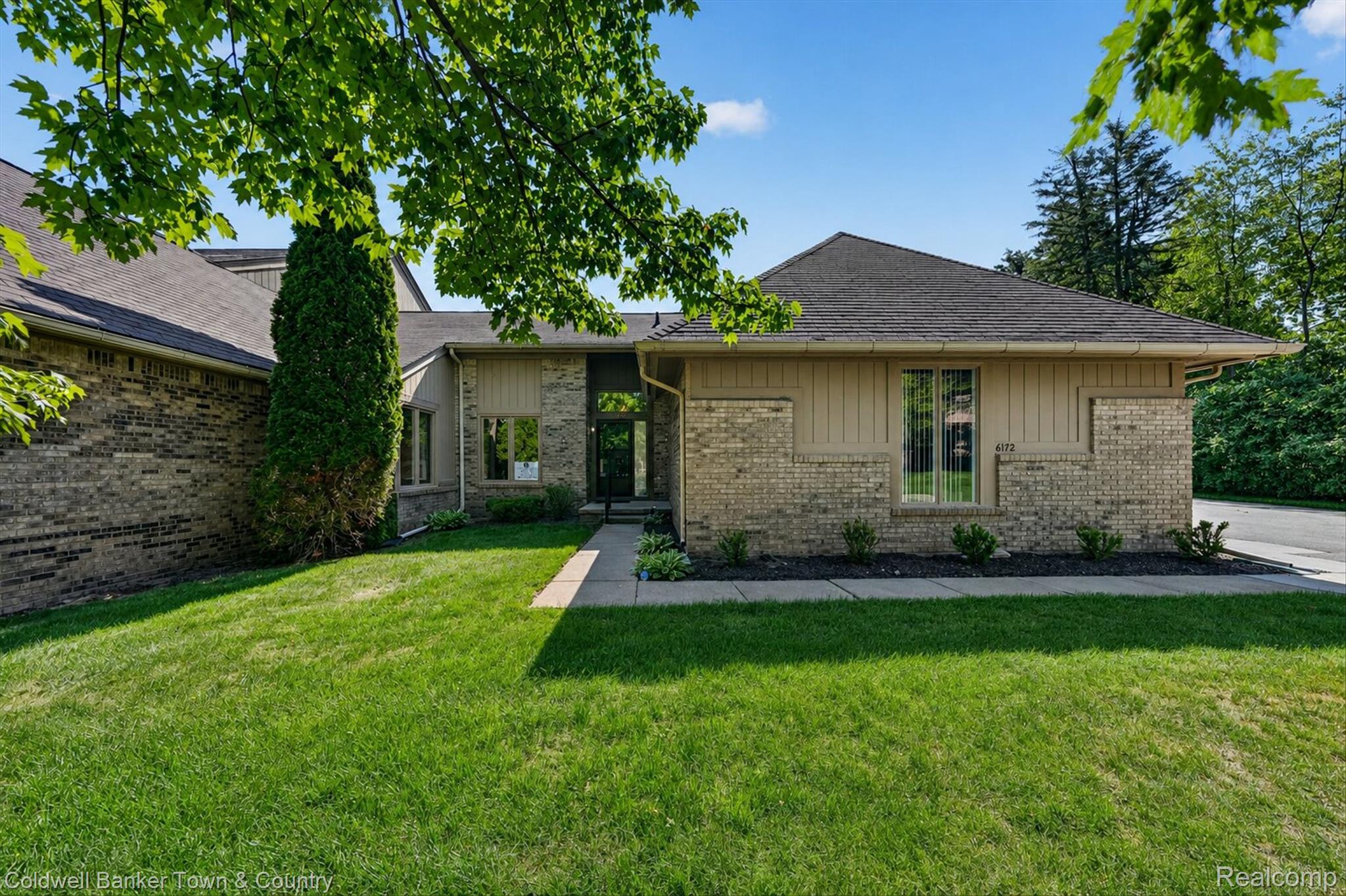 6172, Westbrooke, West Bloomfield, Michigan, 48322
