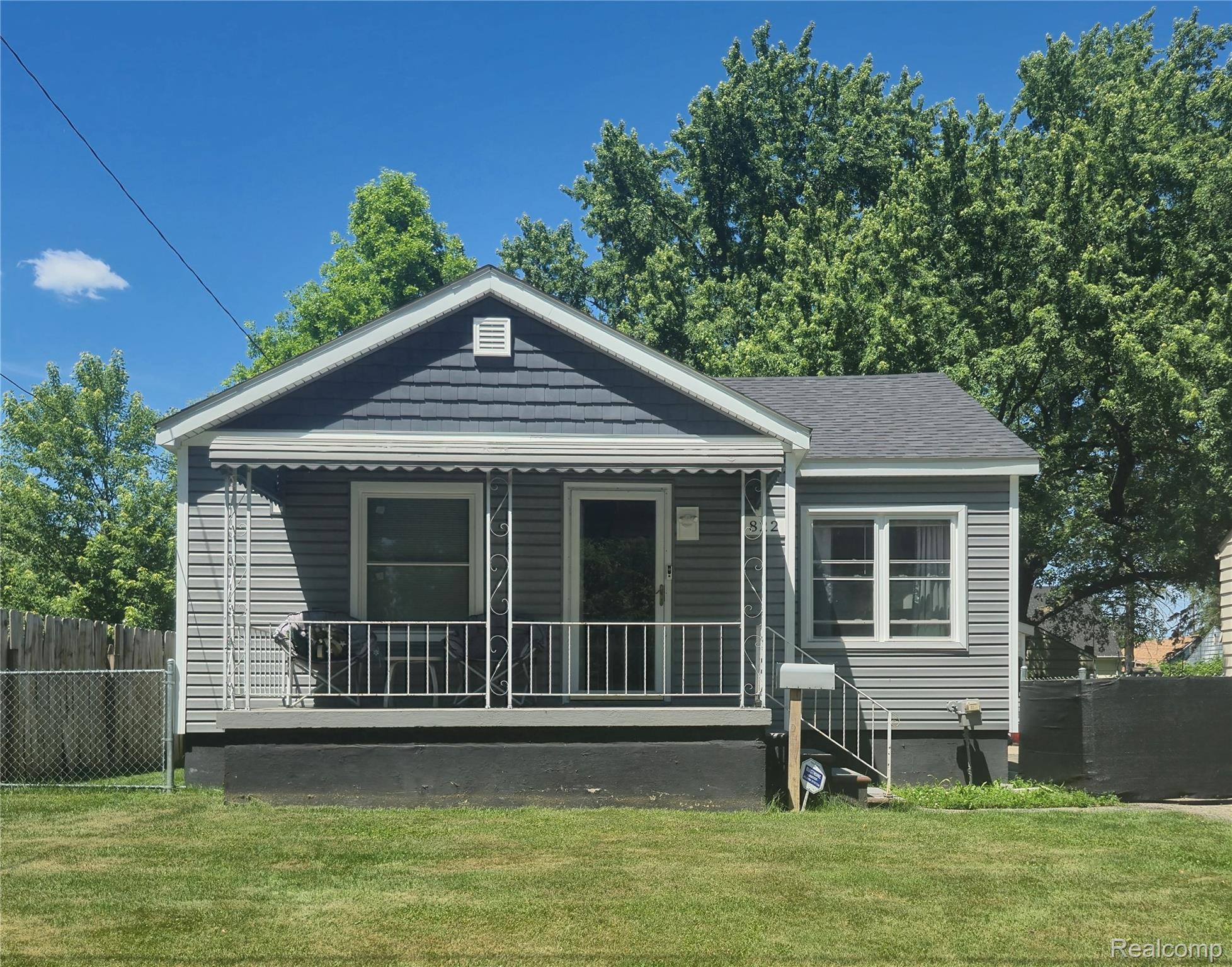 822, Crawford, Flint, Michigan, 48507