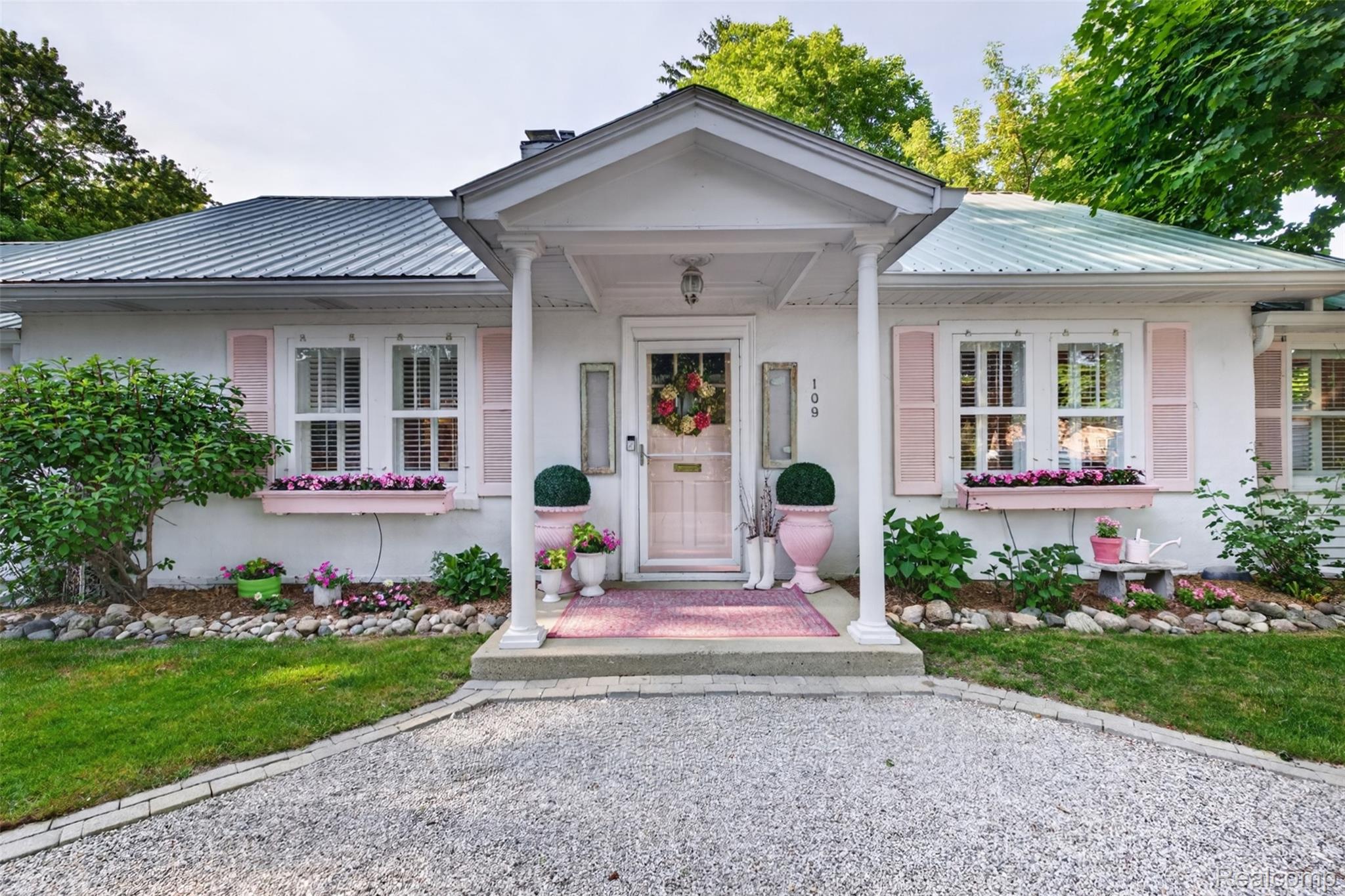 109, Wompole, Clarkston, Michigan, 48346