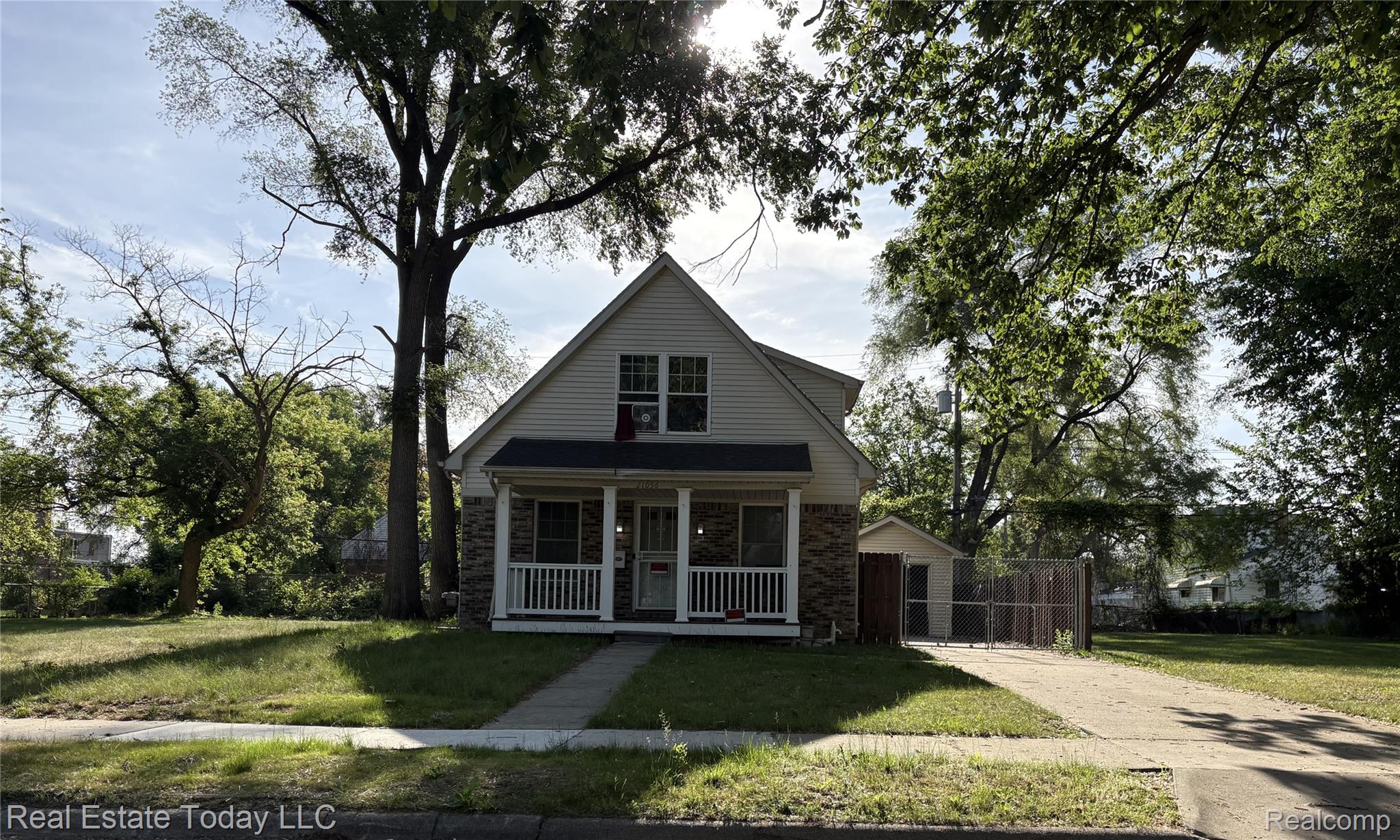 21056, Woodside, Ferndale, Michigan, 48220