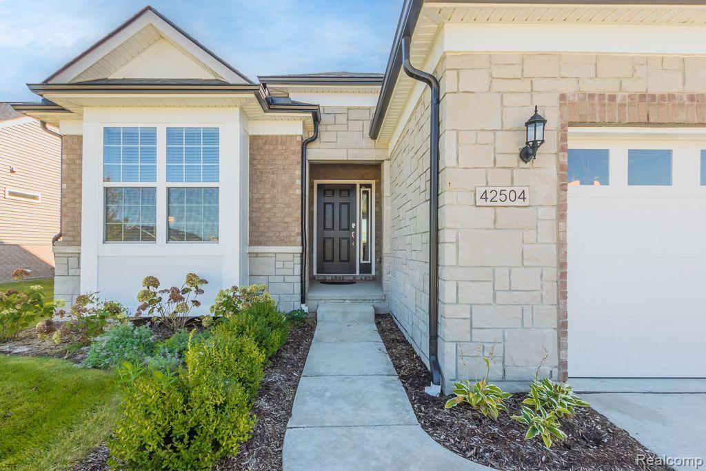 42504, ARBOR, Clinton Township, Michigan, 48038