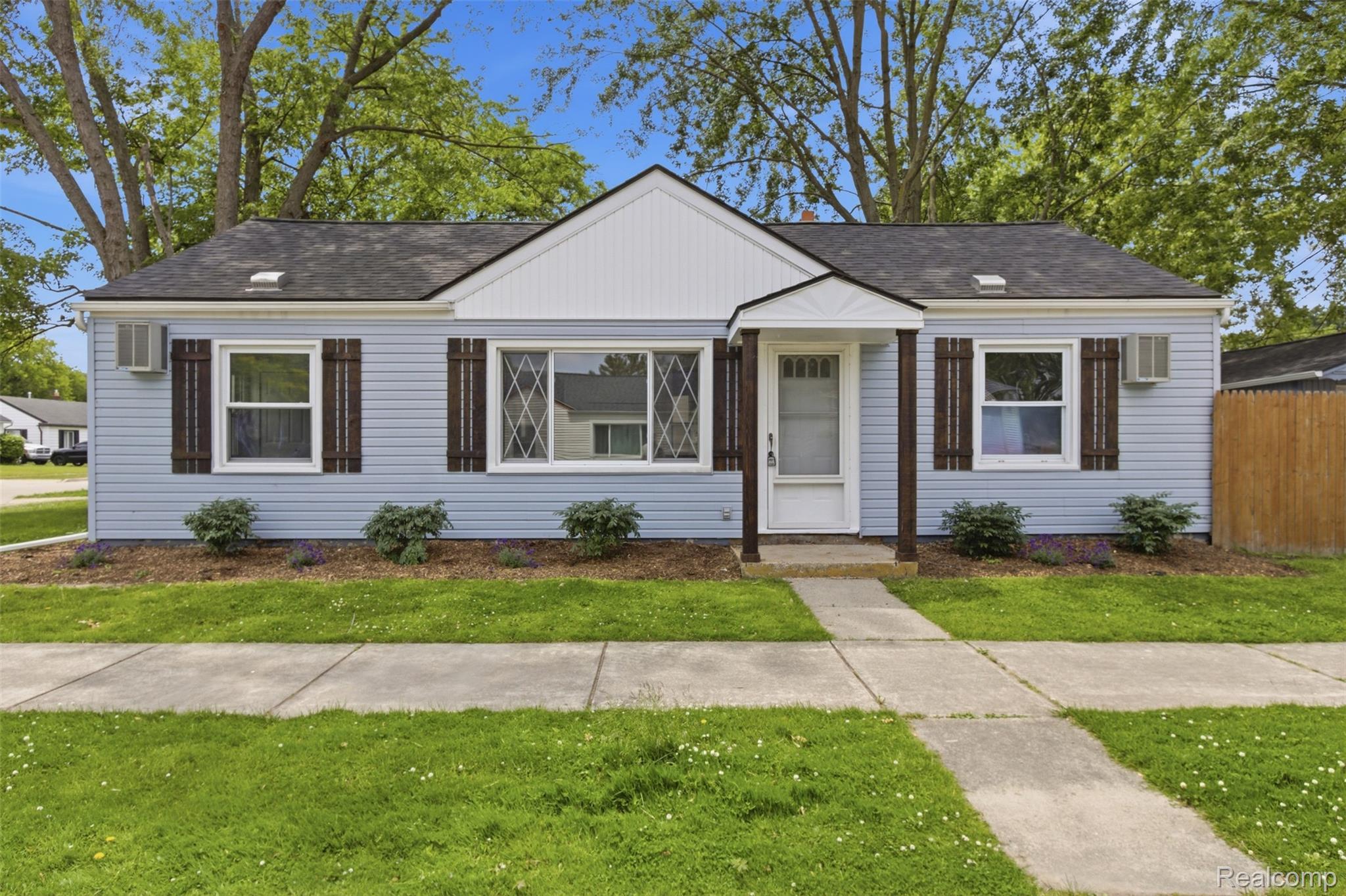 26375, Waldorf, Roseville, Michigan, 48066