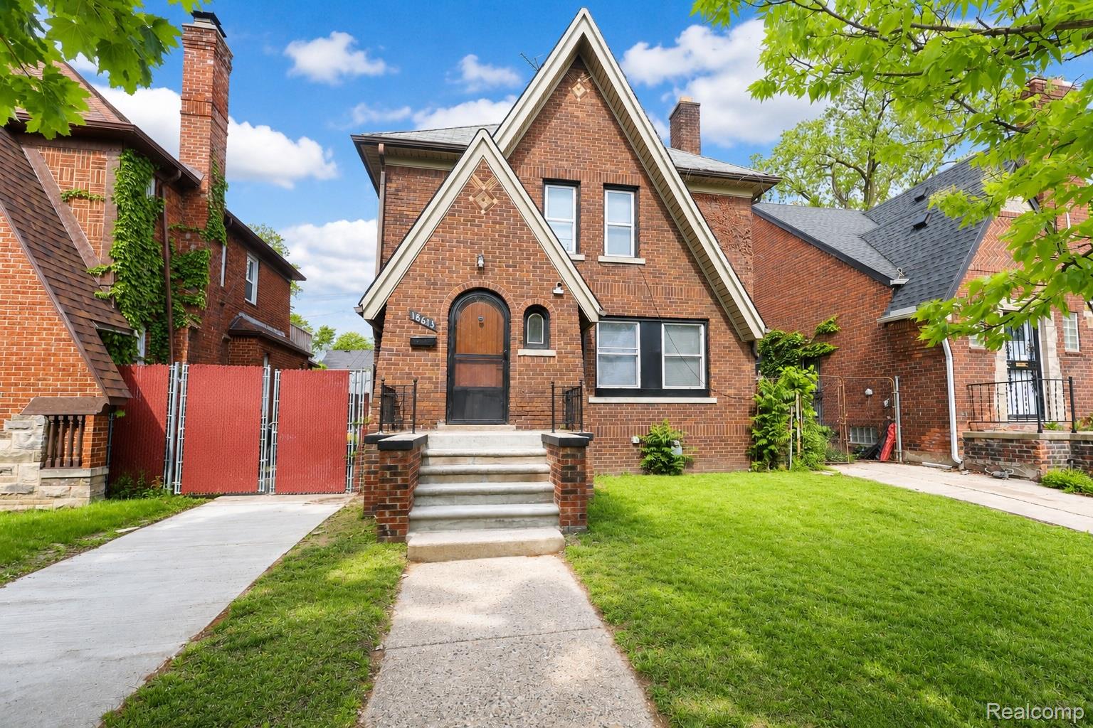 18613, Santa Rosa, Detroit, Michigan, 48221