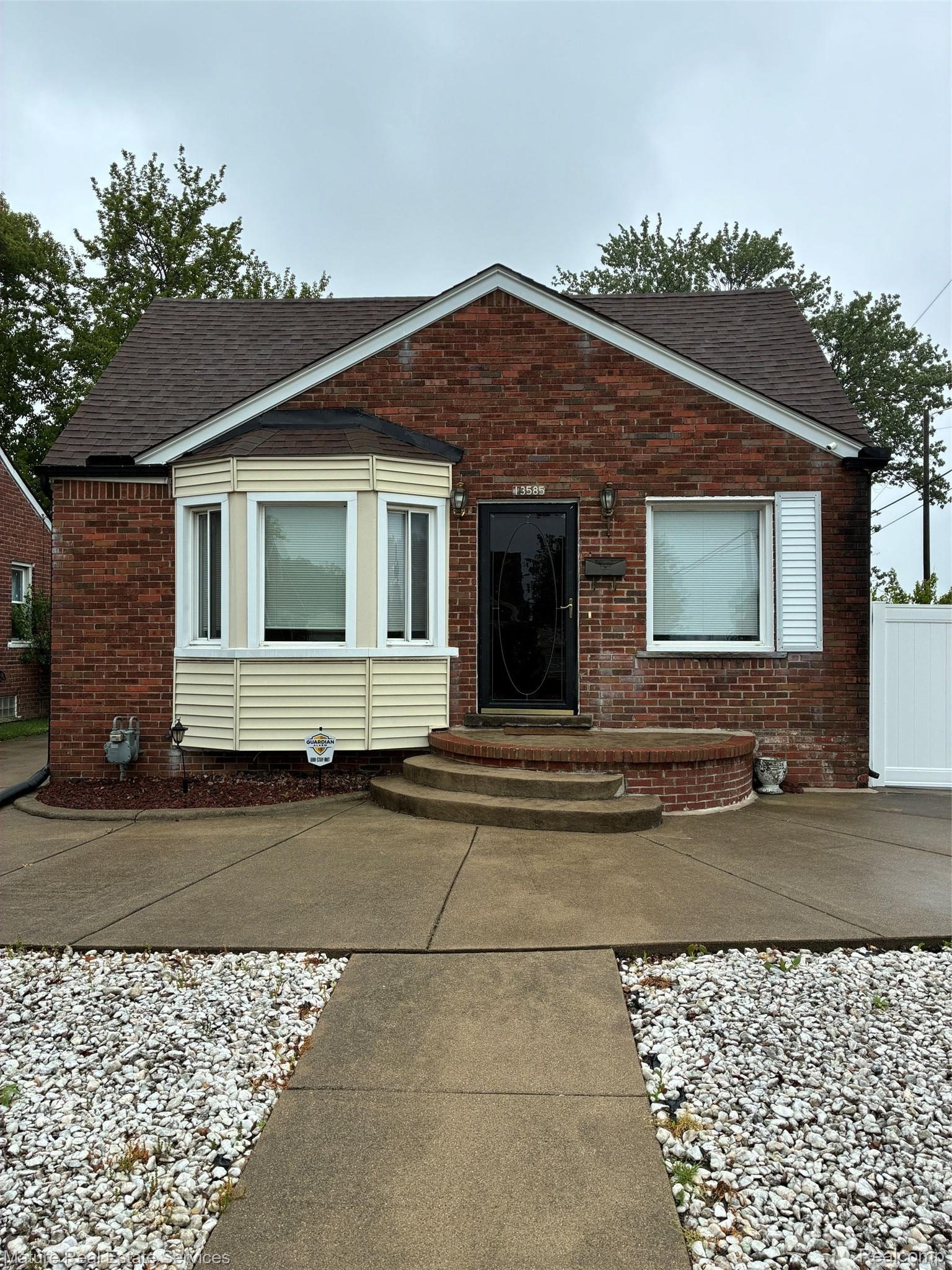 13585, Rockdale, Detroit, Michigan, 48223