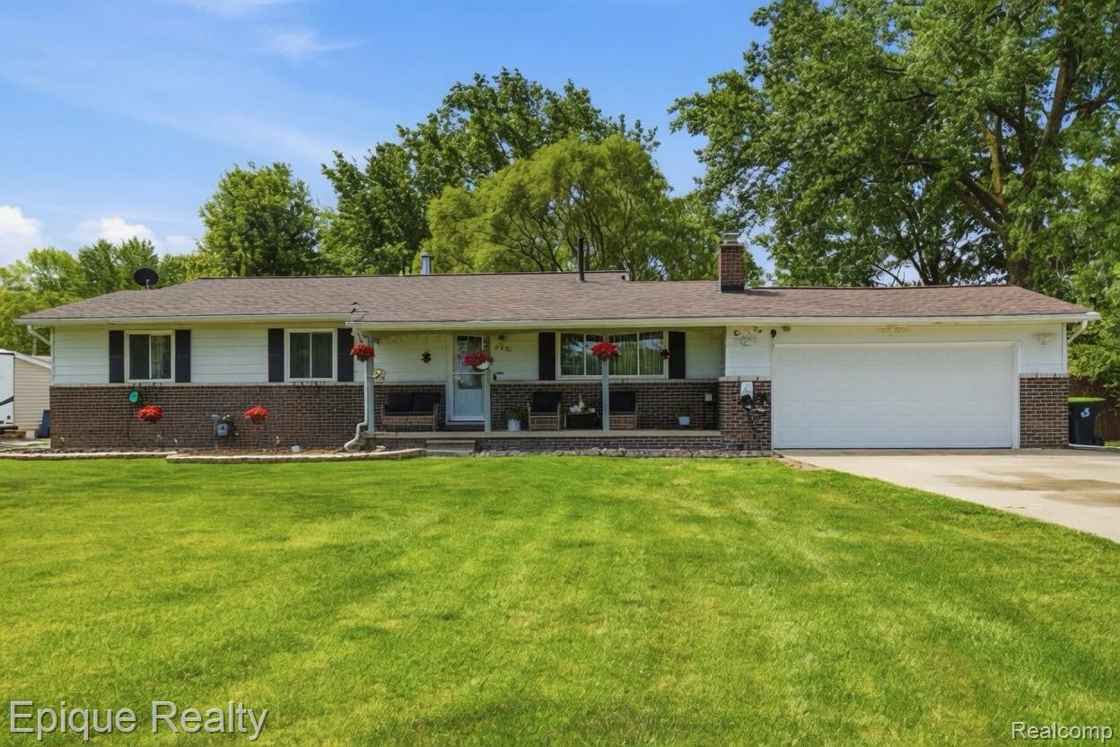 48132, Pheasant, New Baltimore, Michigan, 48047