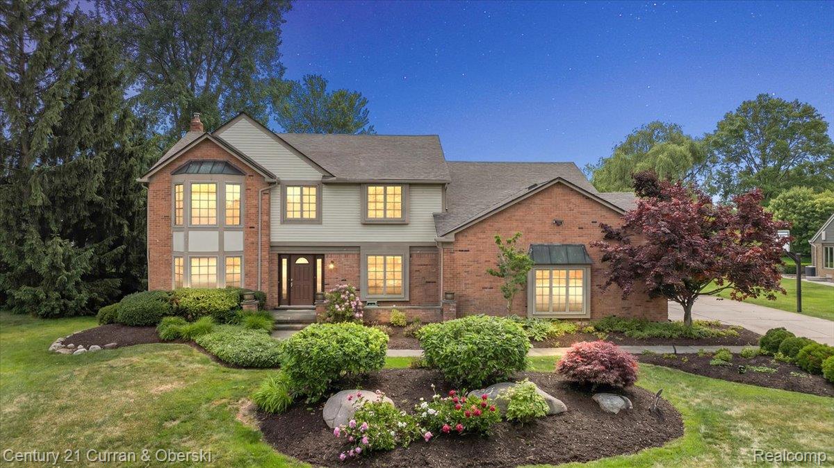 37125, Fox, Farmington Hills, Michigan, 48331