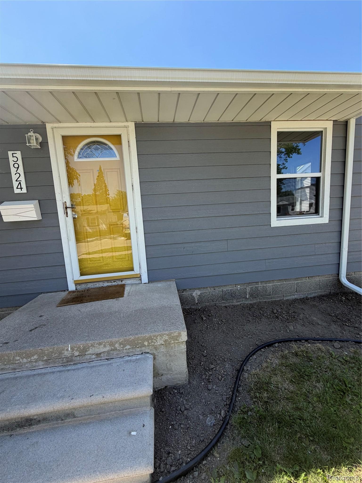 5924, Katherine, Taylor, Michigan, 48180