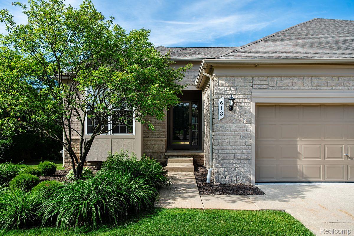 613, Zion, Howell, Michigan, 48843