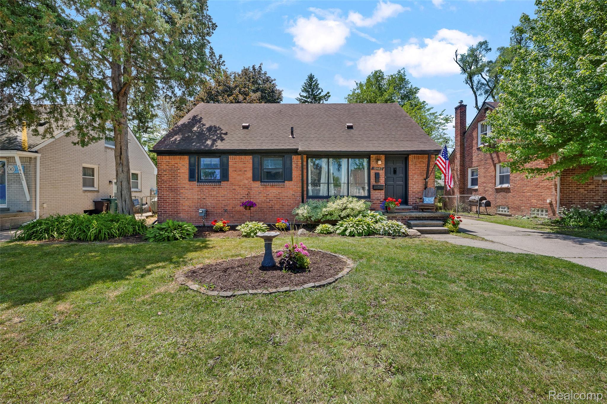 10467, 11 Mile, Huntington Woods, Michigan, 48070