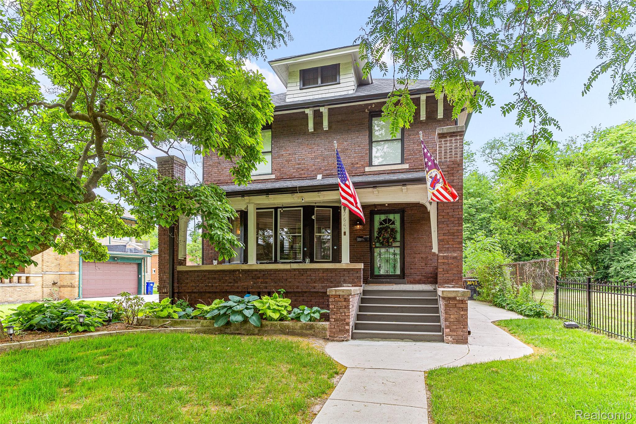 7641, La Salle, Detroit, Michigan, 48206