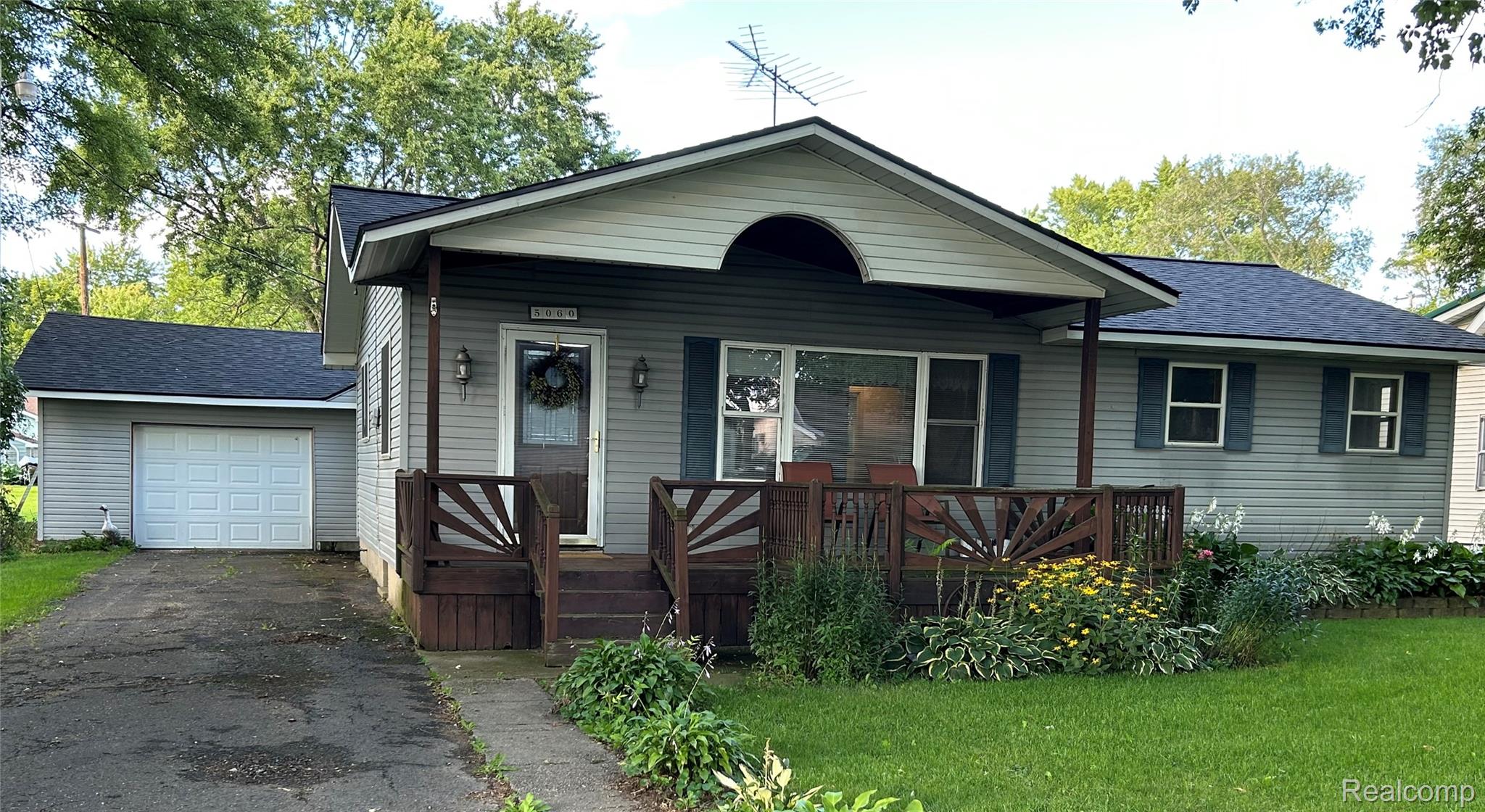 5060, Armstrong, Fairgrove, Michigan, 48733