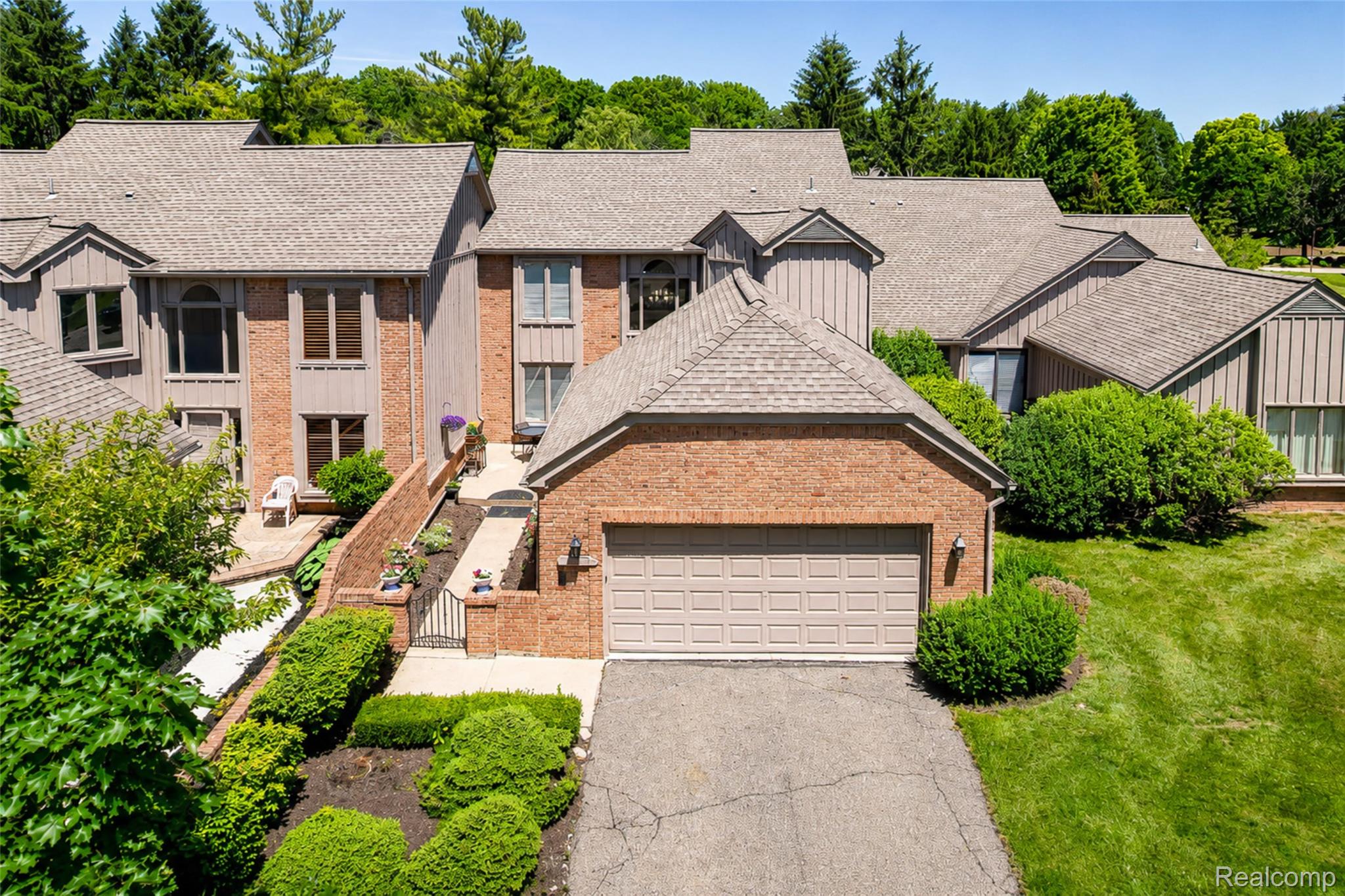 37520, Amber, Farmington Hills, Michigan, 48331