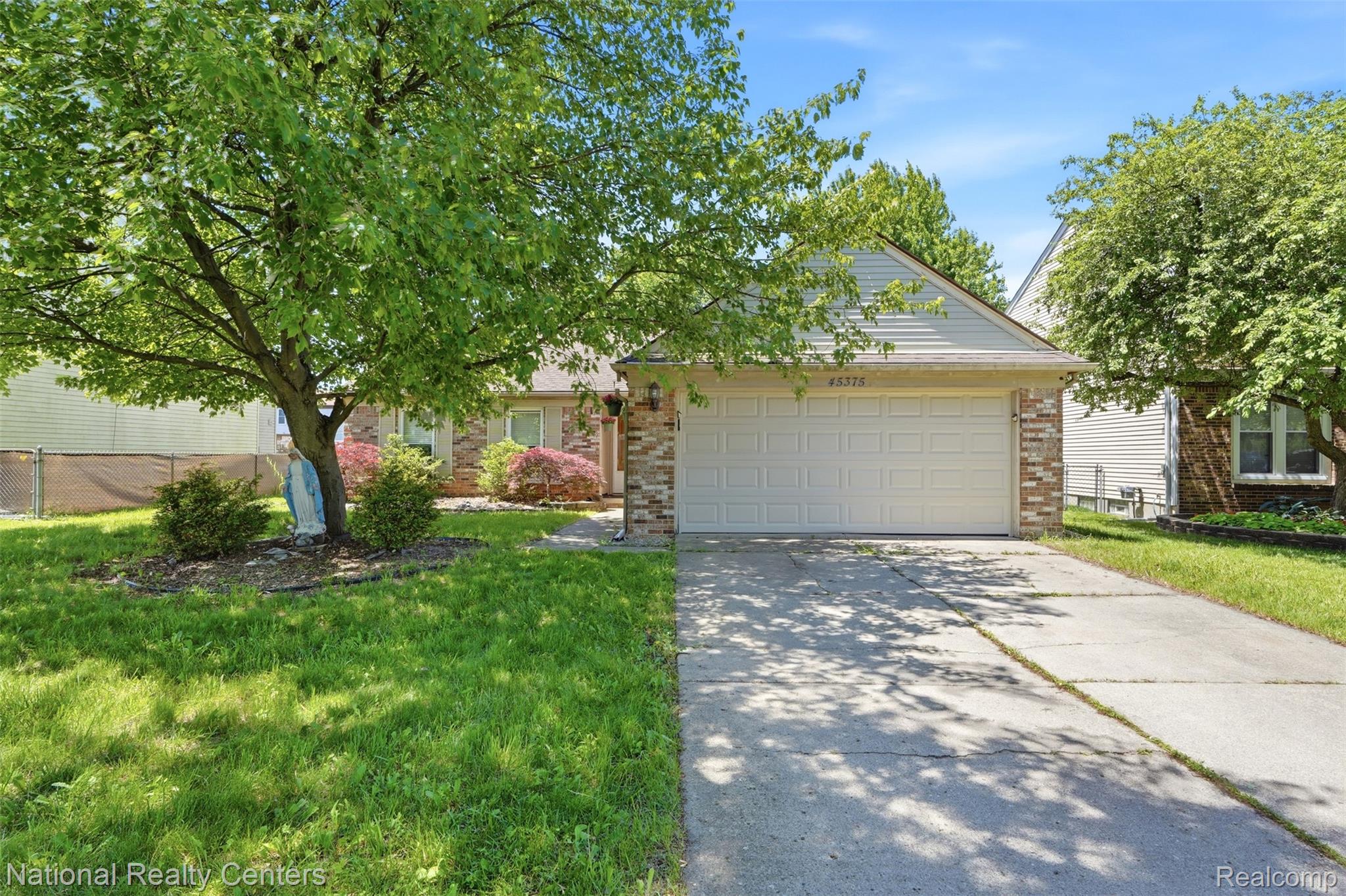 45375, Ronnen, Macomb, Michigan, 48044