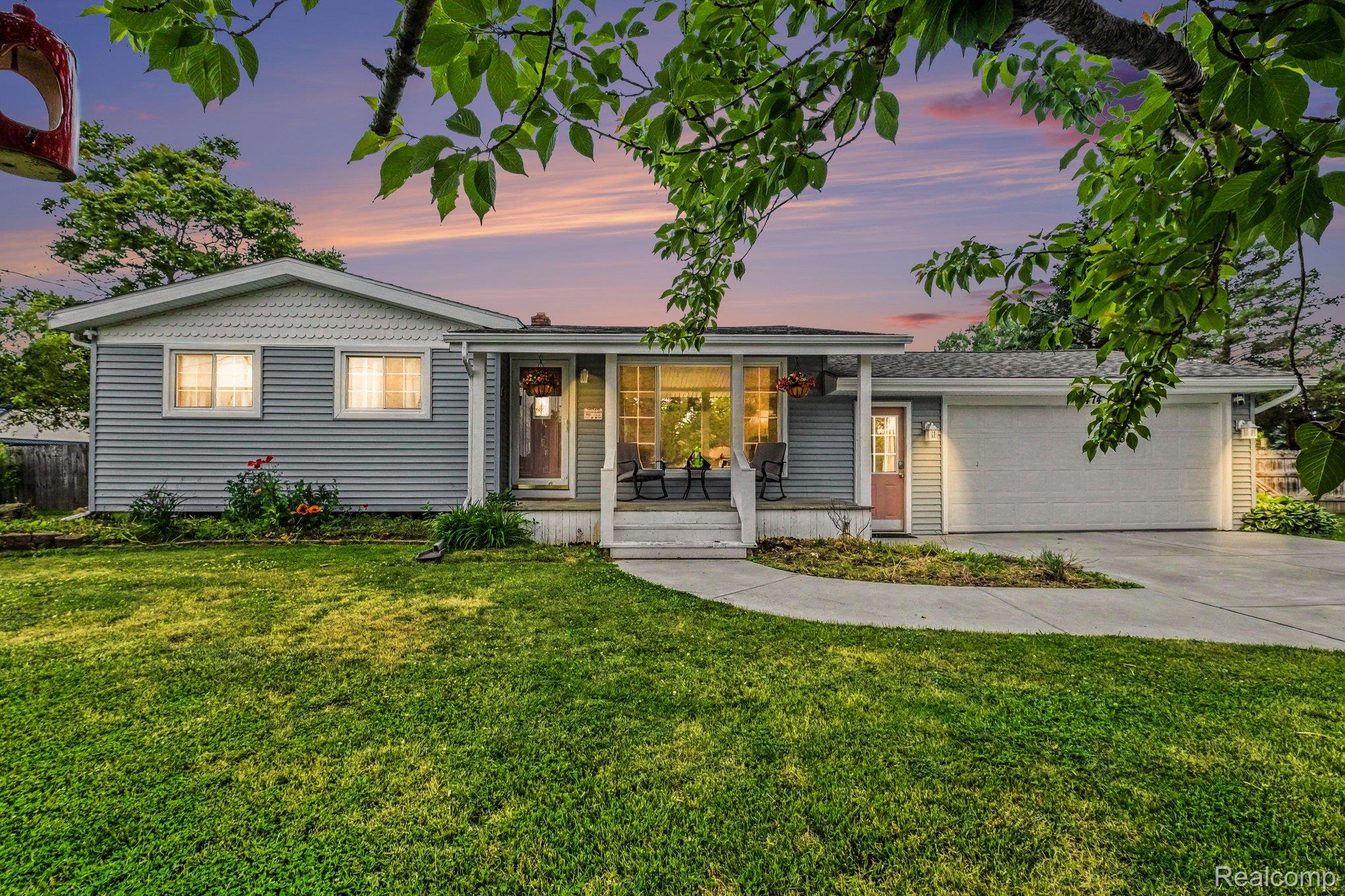 3474, Bilsky, Burton, Michigan, 48519