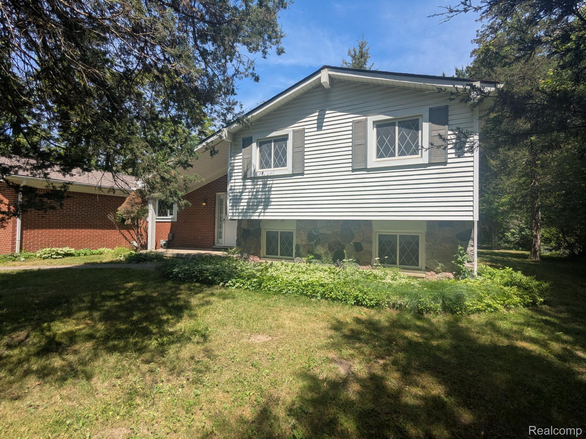 3211, McCluskey, Pinckney, Michigan, 48169