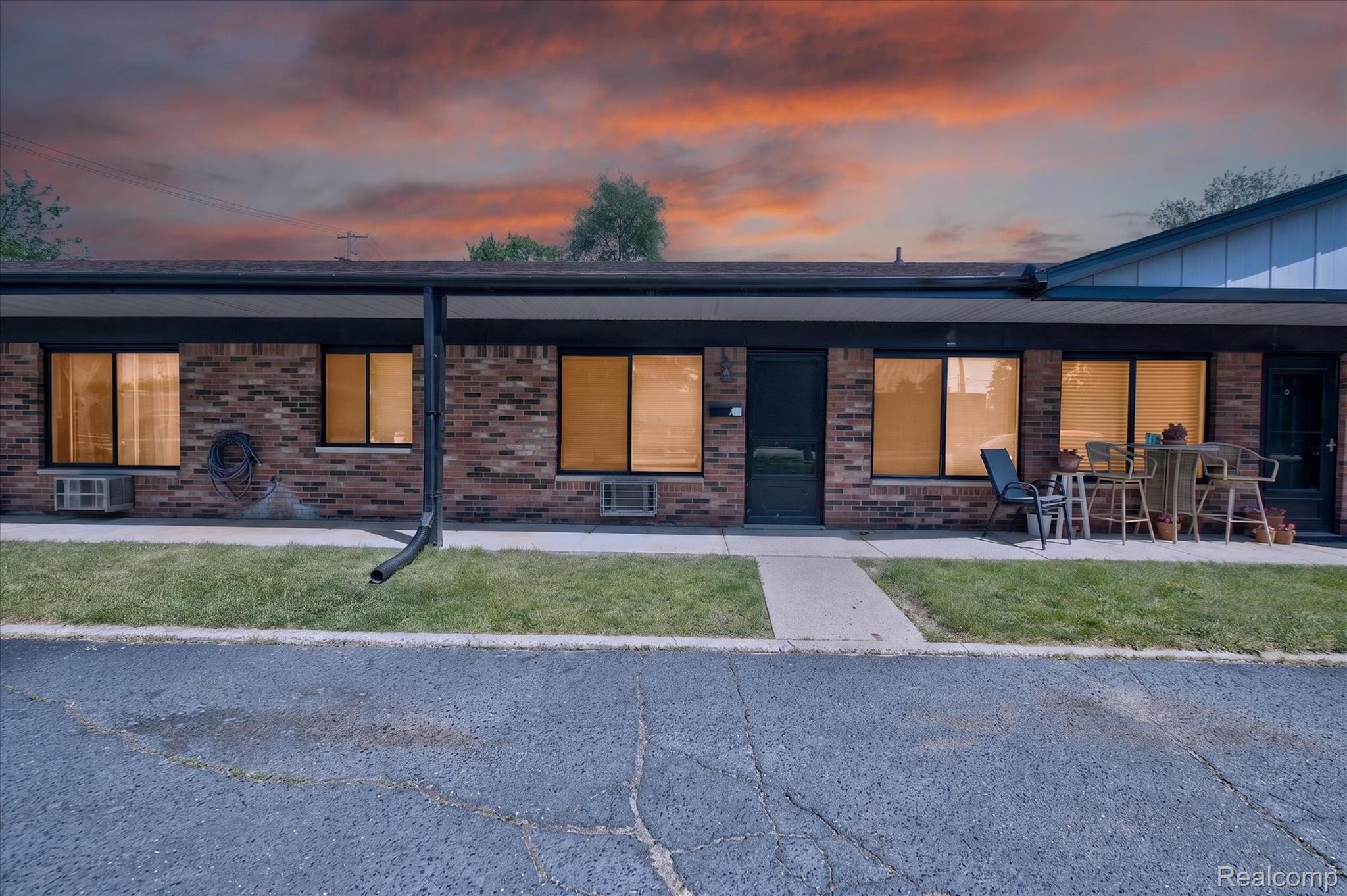 151, McHattie, #2, South Lyon, Michigan, 48178