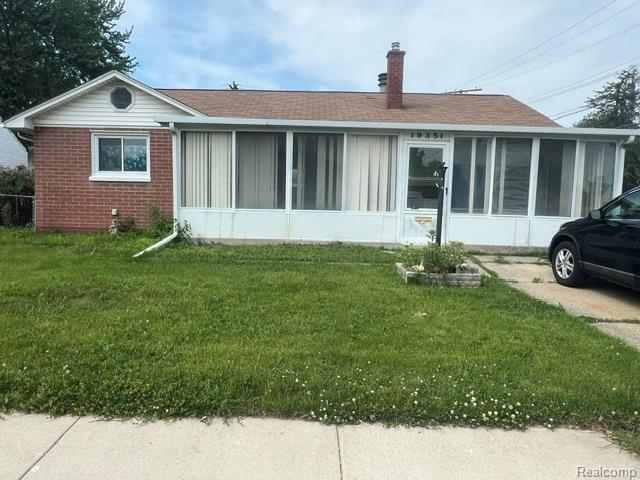 19351, Eastland, Roseville, Michigan, 48066