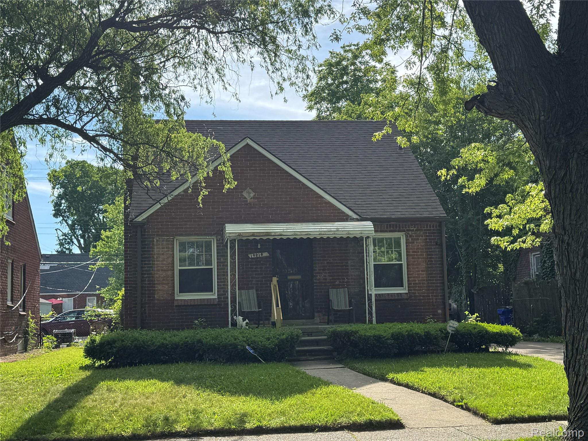 19216, Hickory, Detroit, Michigan, 48205
