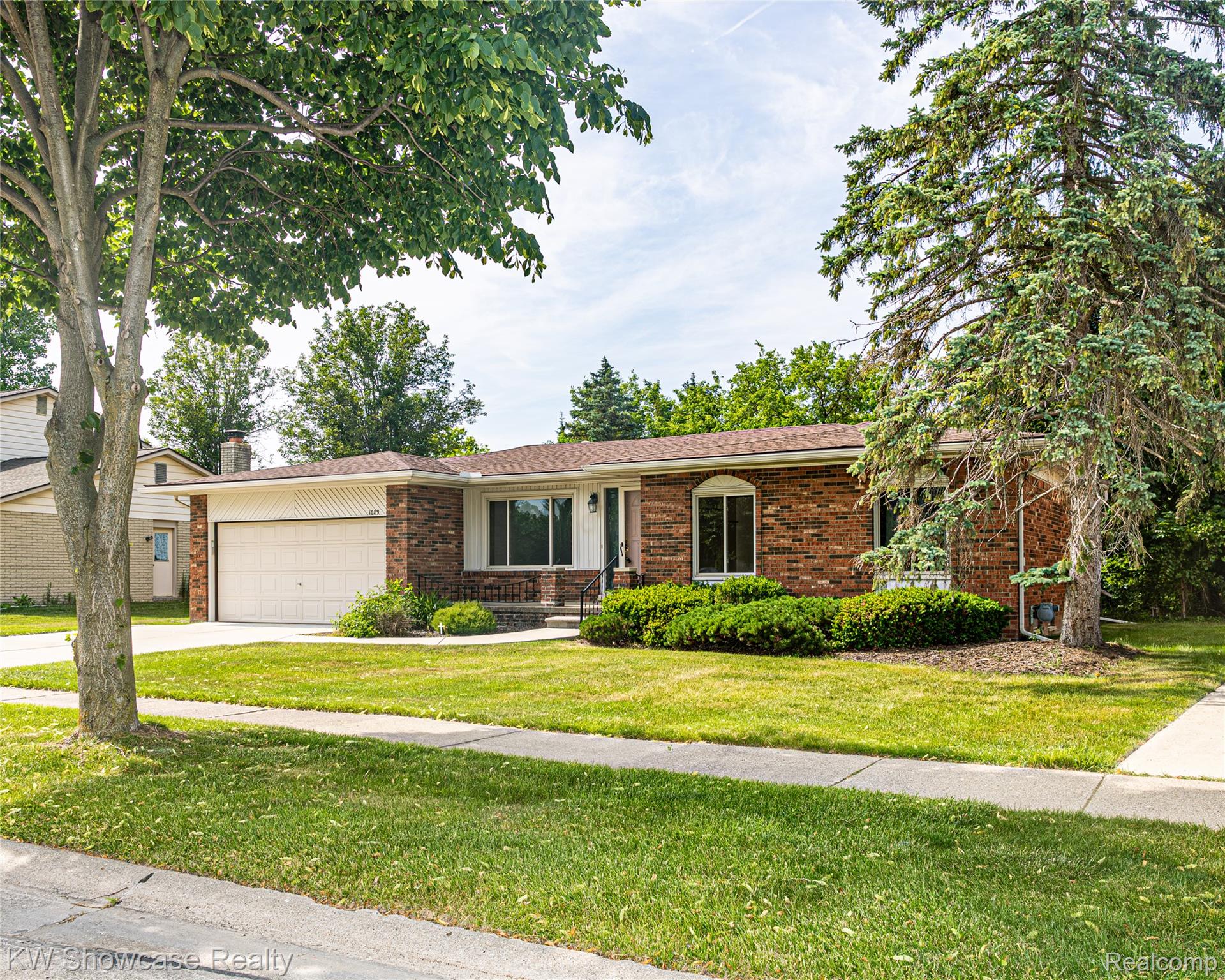 1089, Shallowdale, Troy, Michigan, 48085