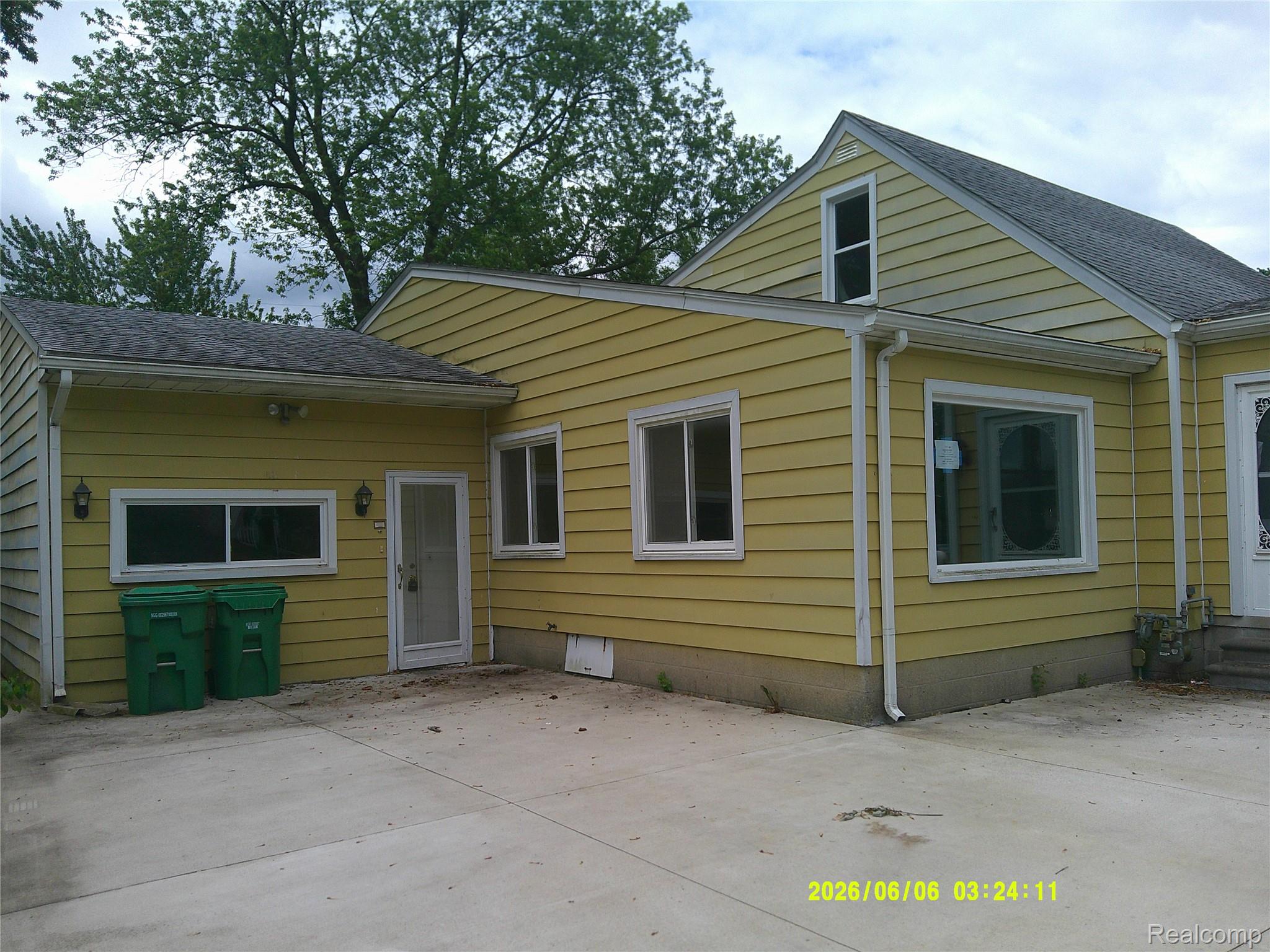 30925, Block, Garden City, Michigan, 48135