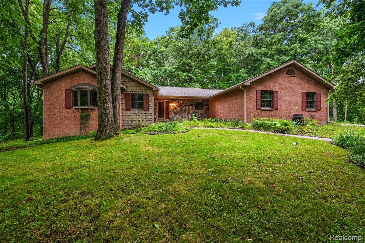 670, Rolling Acres, Ortonville, Michigan, 48462
