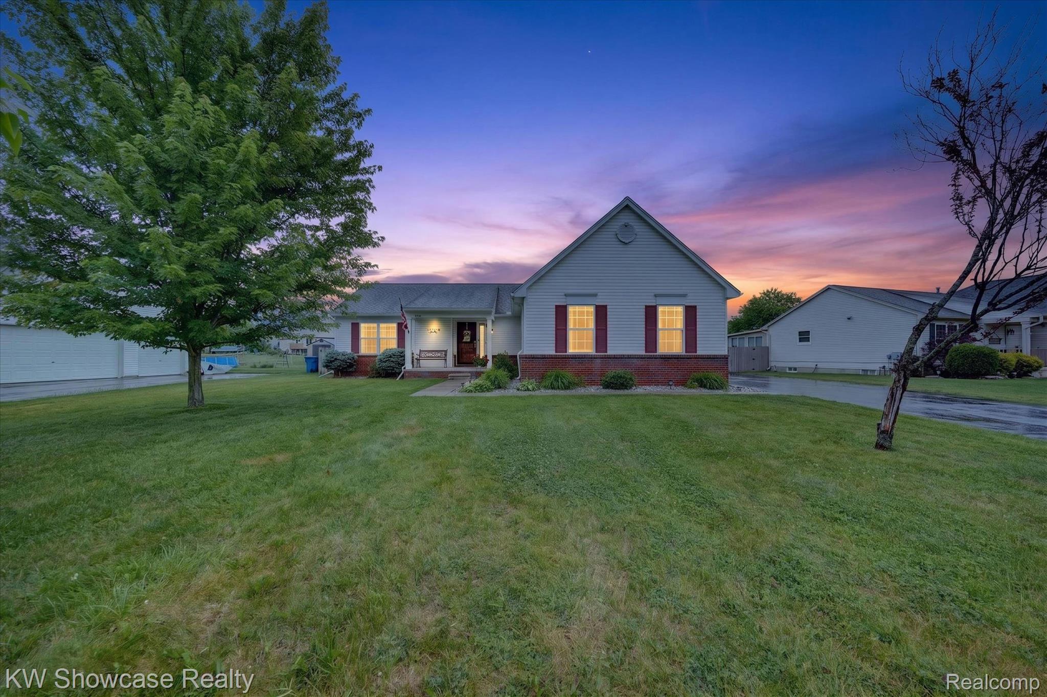 8196, Loon, Grand Blanc, Michigan, 48439
