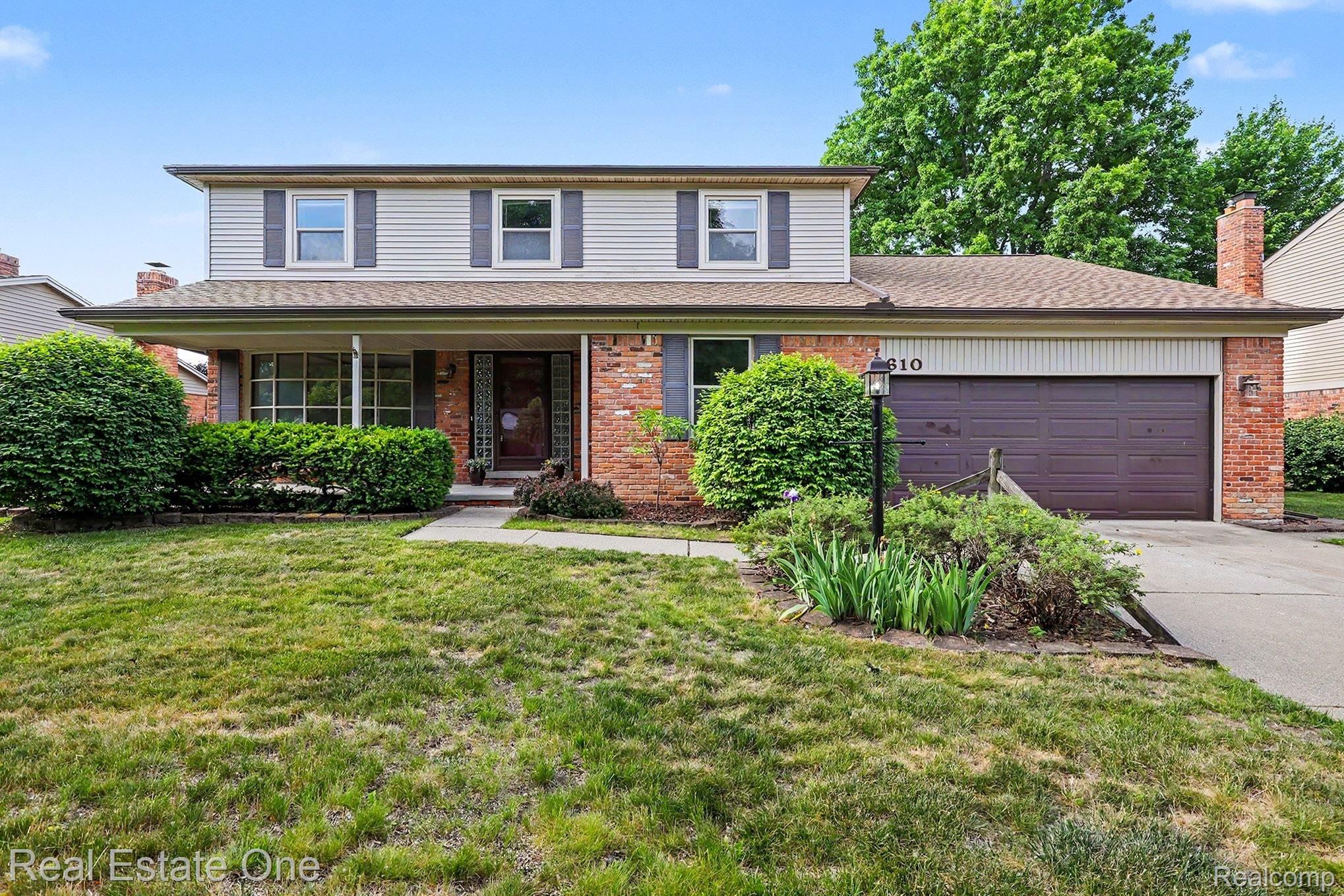 610, Thurber, Troy, Michigan, 48085