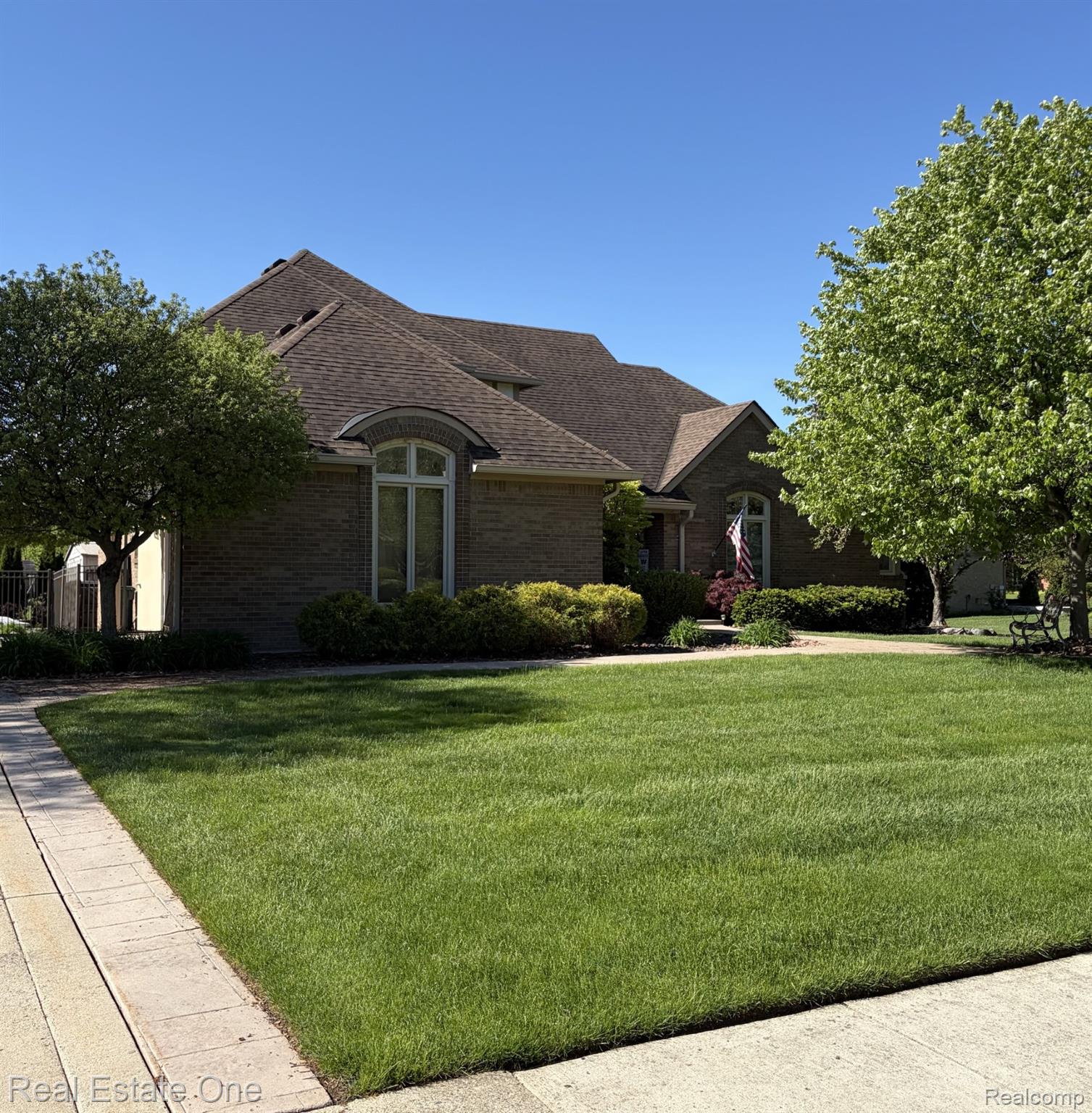 1115, Joshua, Troy, Michigan, 48098