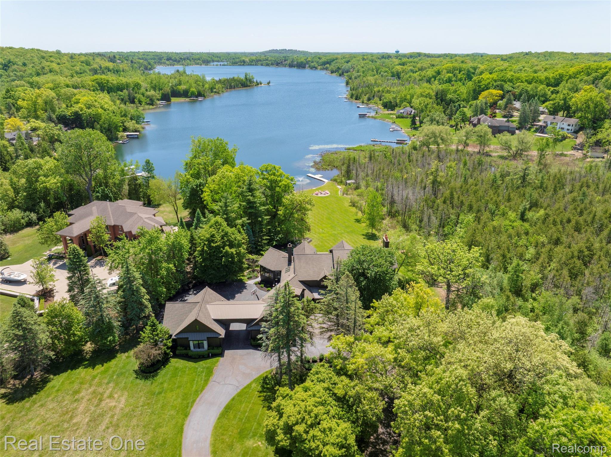 7689, Deerhill, Independence, Michigan, 48346