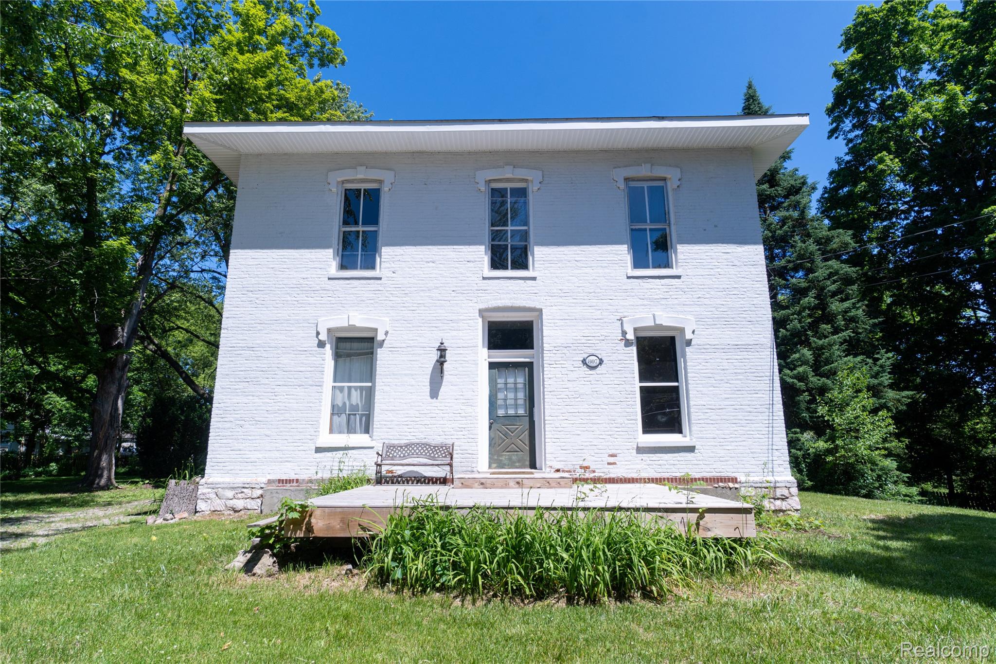 807, Baird, Holly, Michigan, 48442