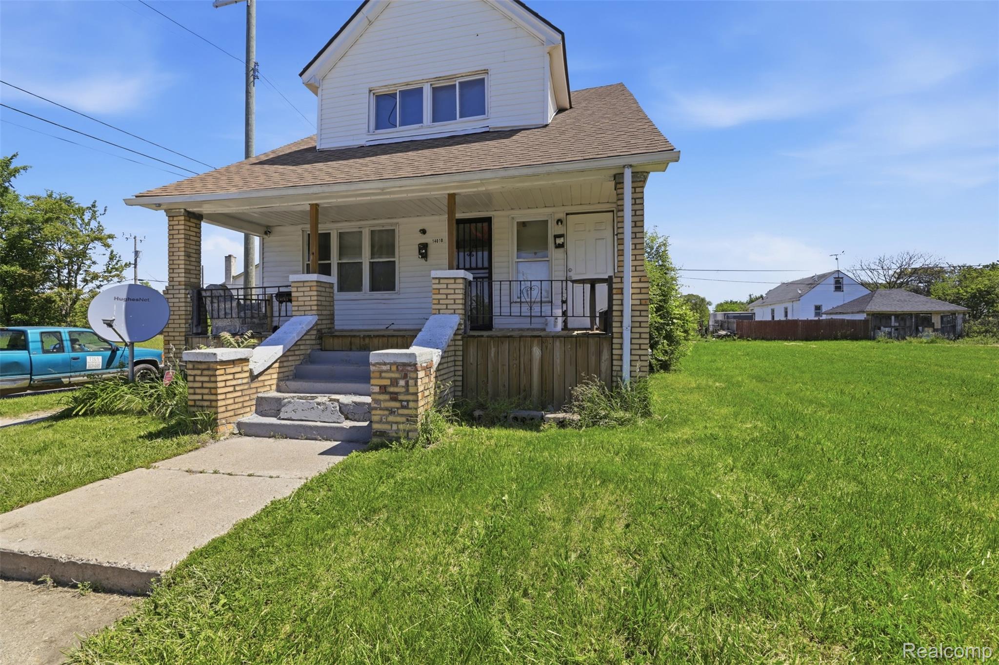 14010, Goddard, Hamtramck, Michigan, 48212
