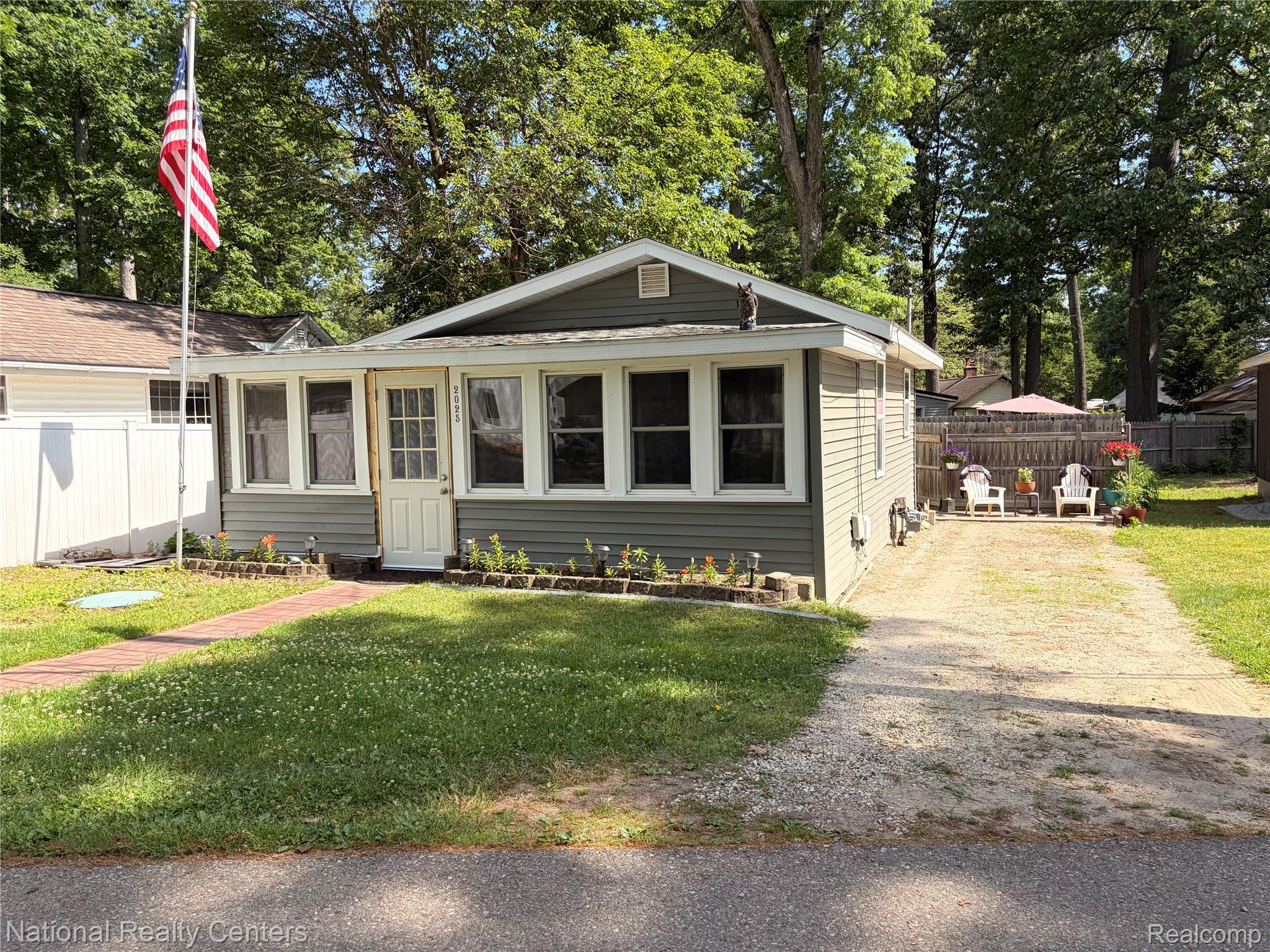 2025, Parkwood, Brooklyn, Michigan, 49230