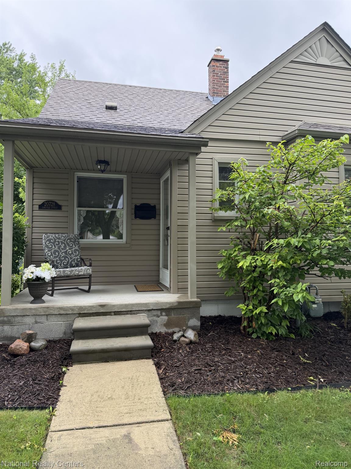 20728, Carlysle, Dearborn, Michigan, 48124