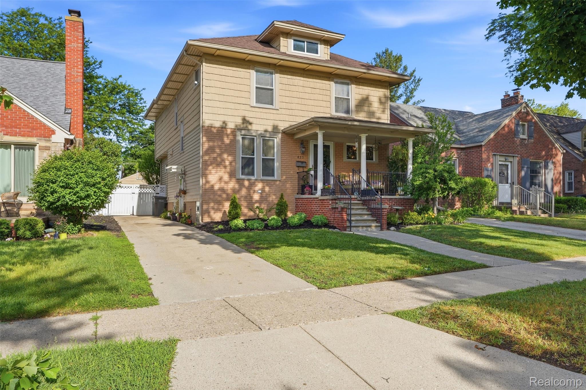 435, Melborn, Dearborn, Michigan, 48128