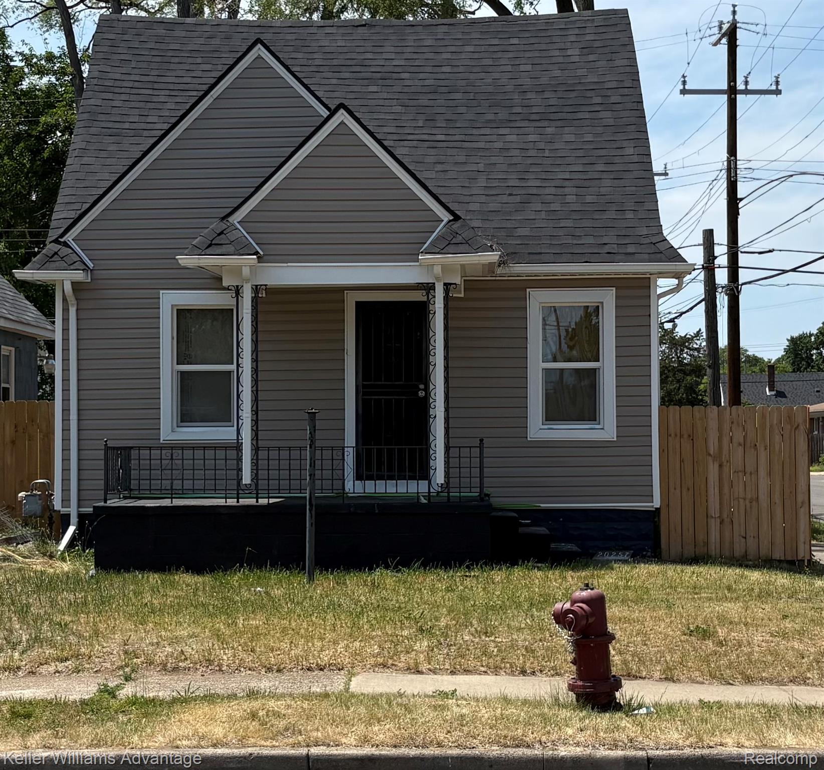 20257, Stoepel, Detroit, Michigan, 48221