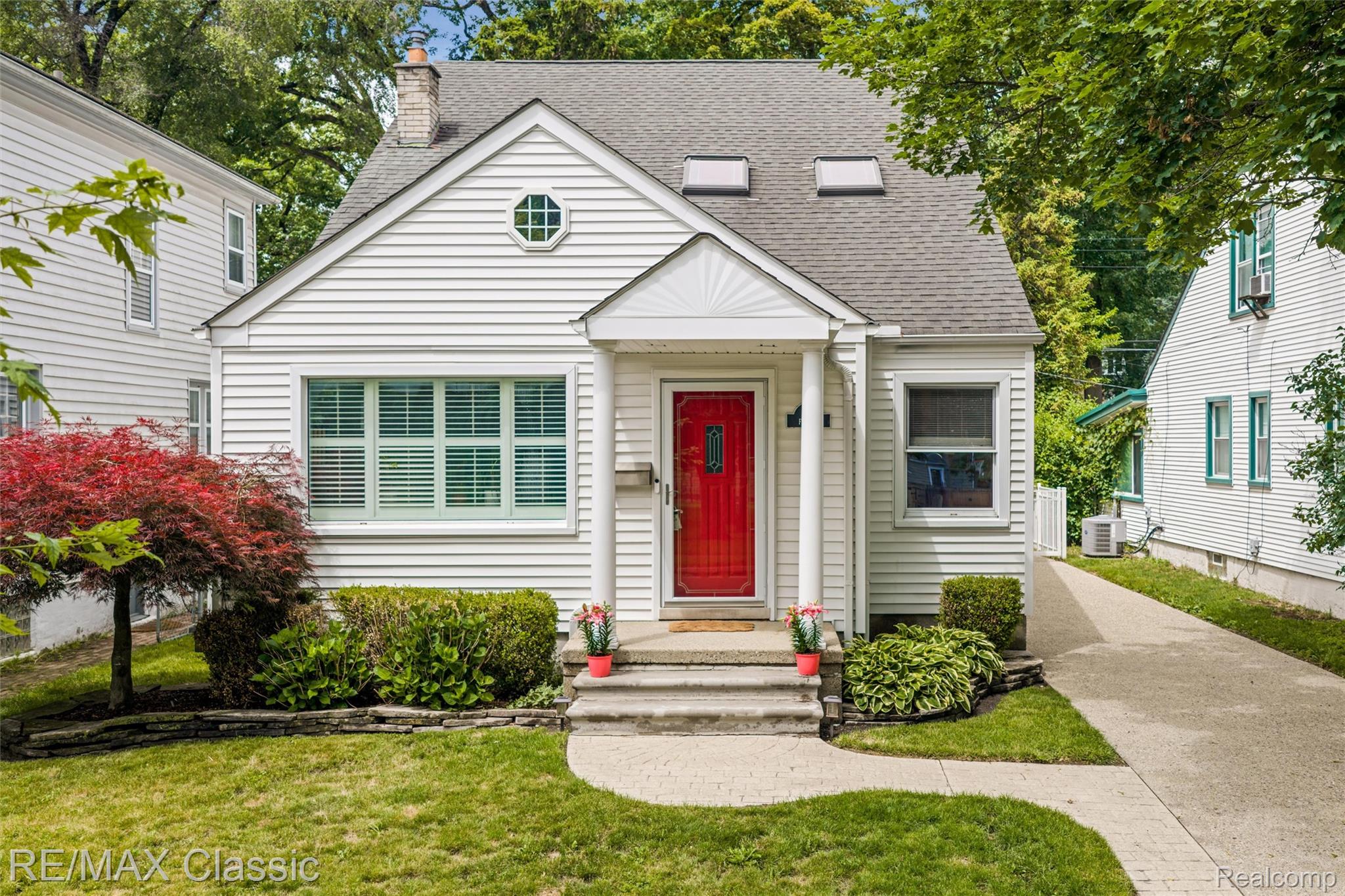 605, Fernwood, Royal Oak, Michigan, 48067
