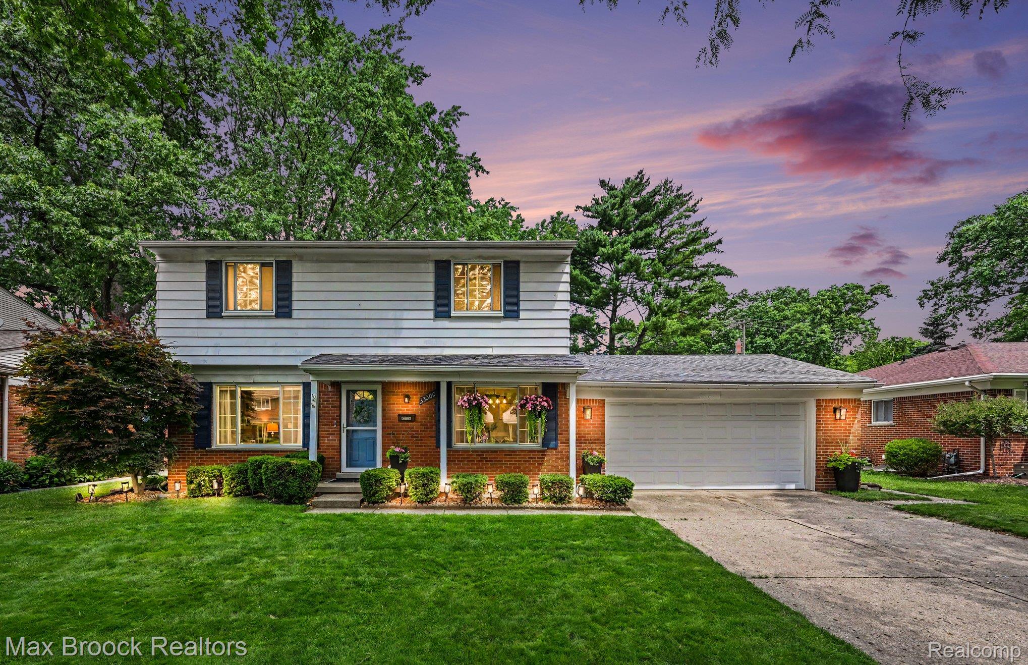33000, Perth, Livonia, Michigan, 48154