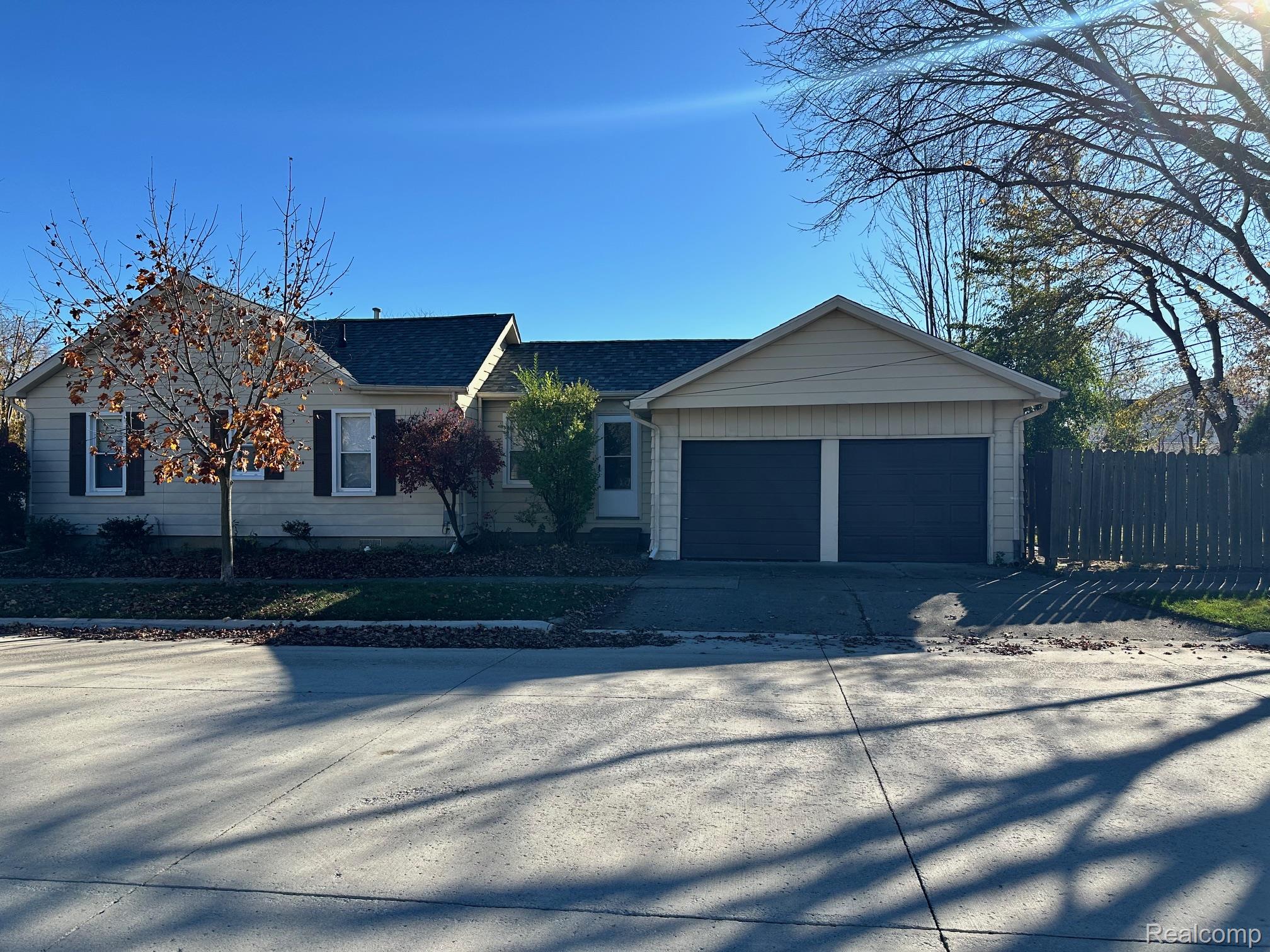 3185, BUCKINGHAM, Berkley, Michigan, 48072