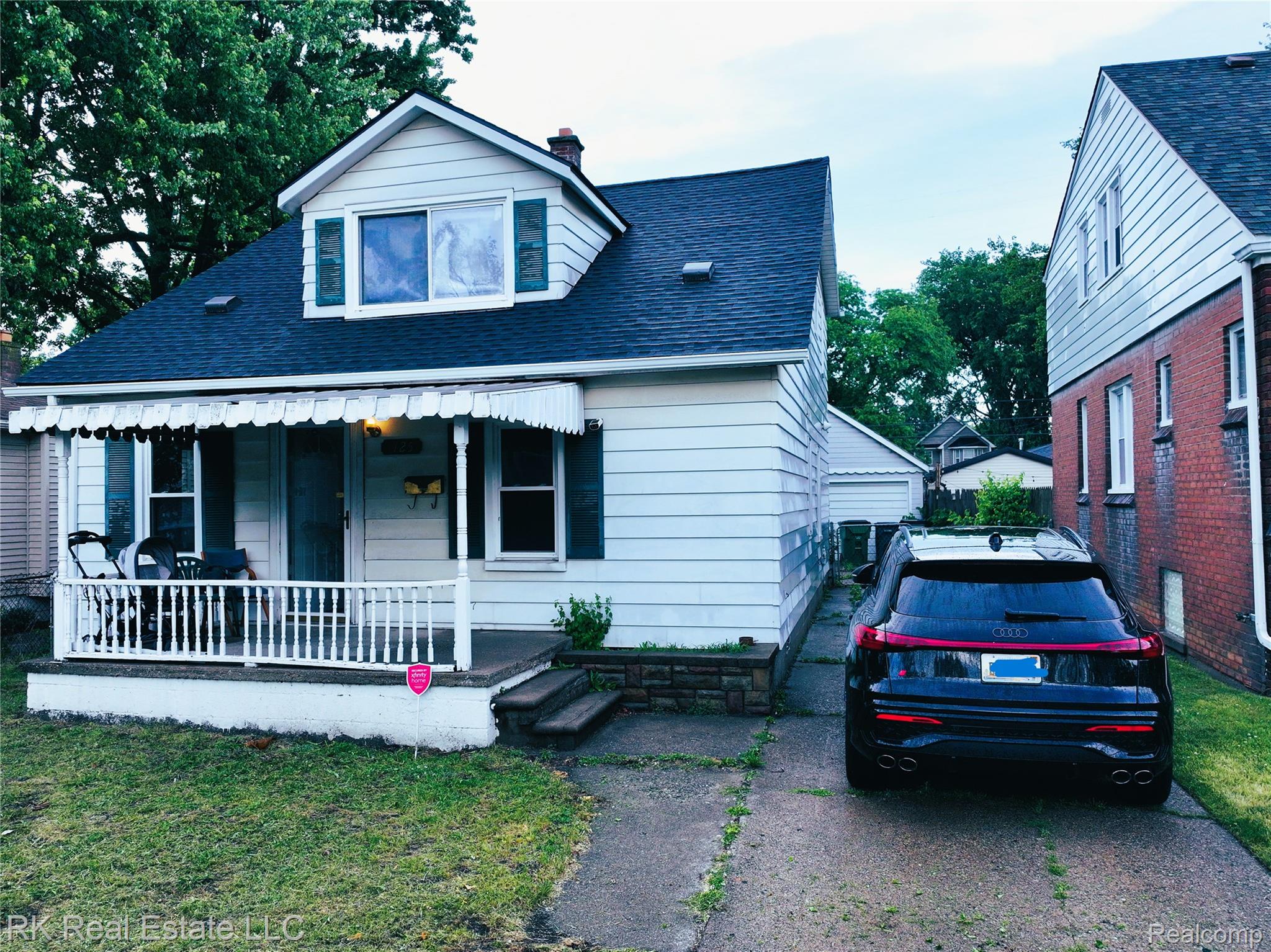 1125, Hayes, Hazel Park, Michigan, 48030