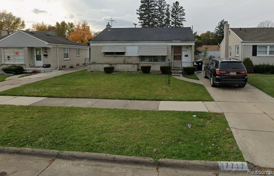 17717, Gaylord, Redford, Michigan, 48240