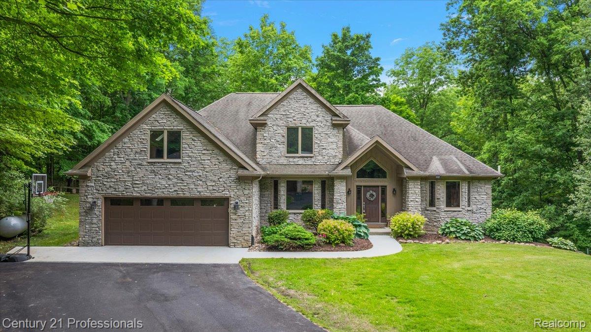 9867, Rainbow Ridge, Schoolcraft, Michigan, 49087