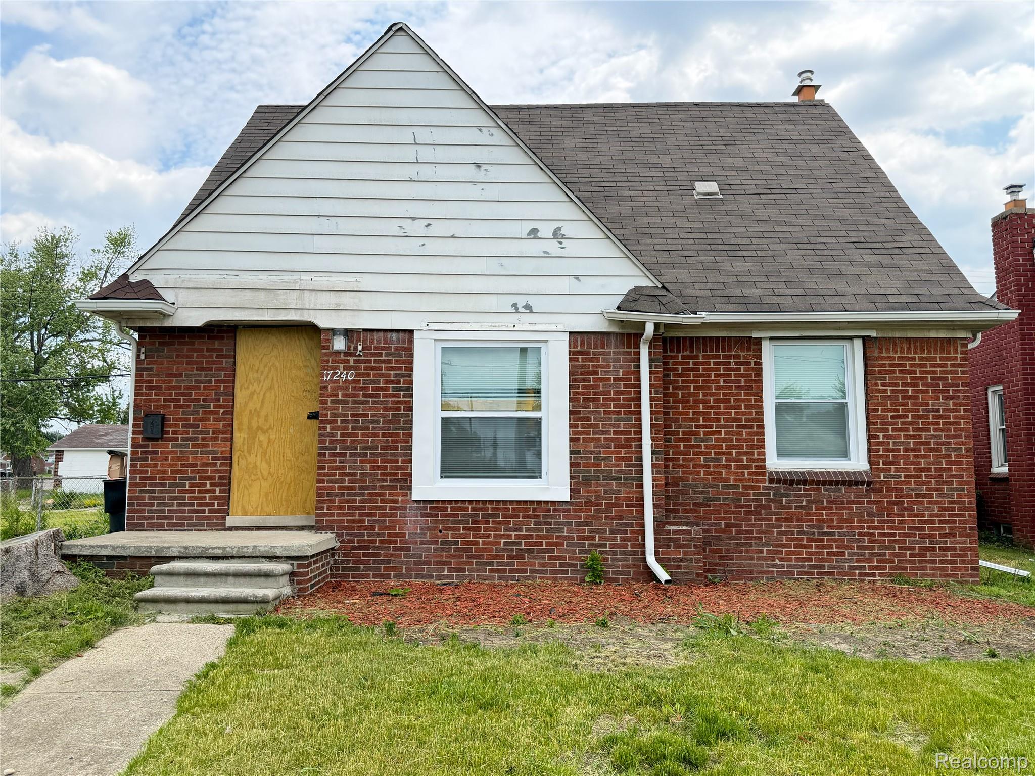 17240, Hoover, Detroit, Michigan, 48205