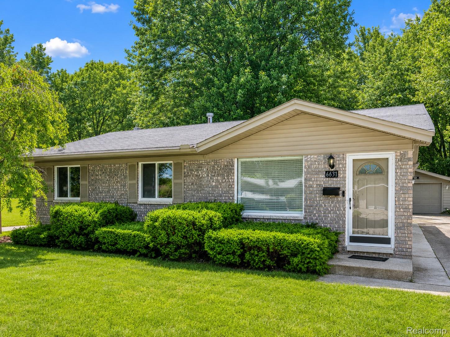 6631, Burnham, Canton, Michigan, 48187