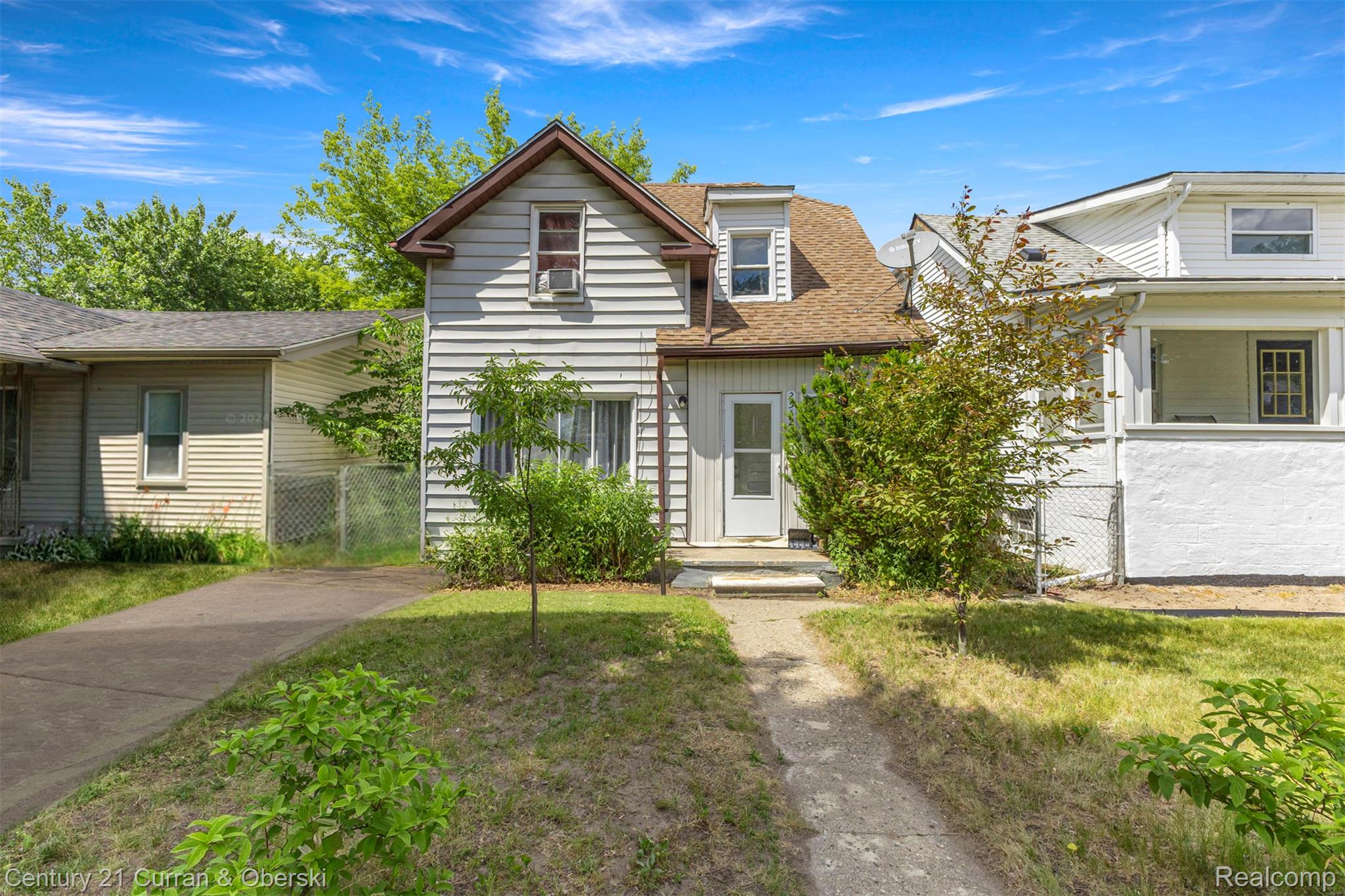 25520, New York, Dearborn Heights, Michigan, 48125