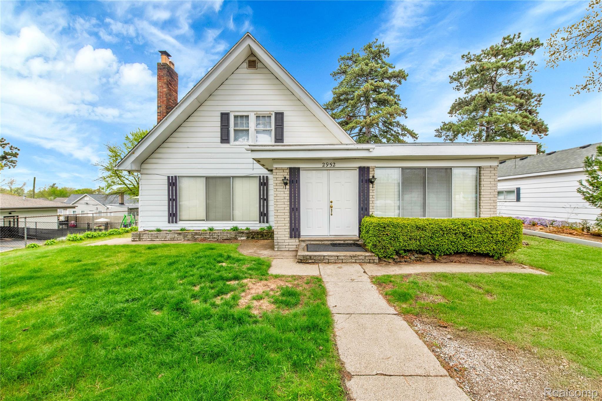 2952, PRYNNE, Keego Harbor, Michigan, 48320