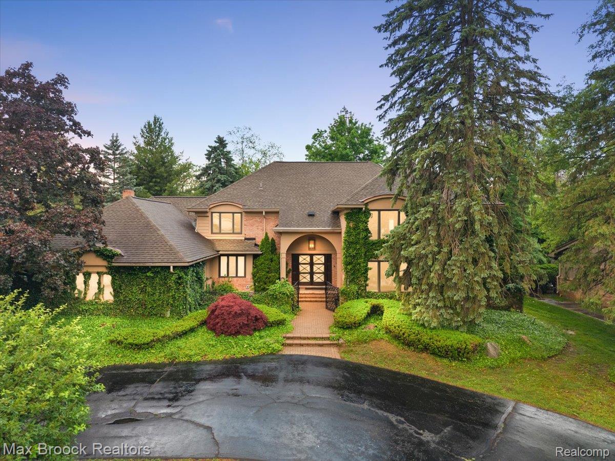 2999, Bloomfield Park, West Bloomfield, Michigan, 48323